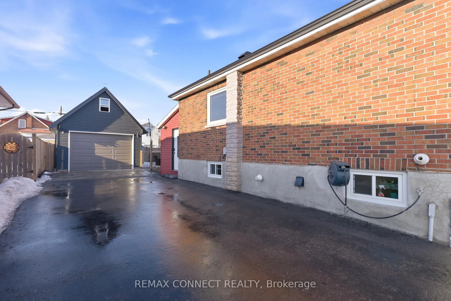 Photo 3 of 232 George Street, Oshawa, Central — HOMEH