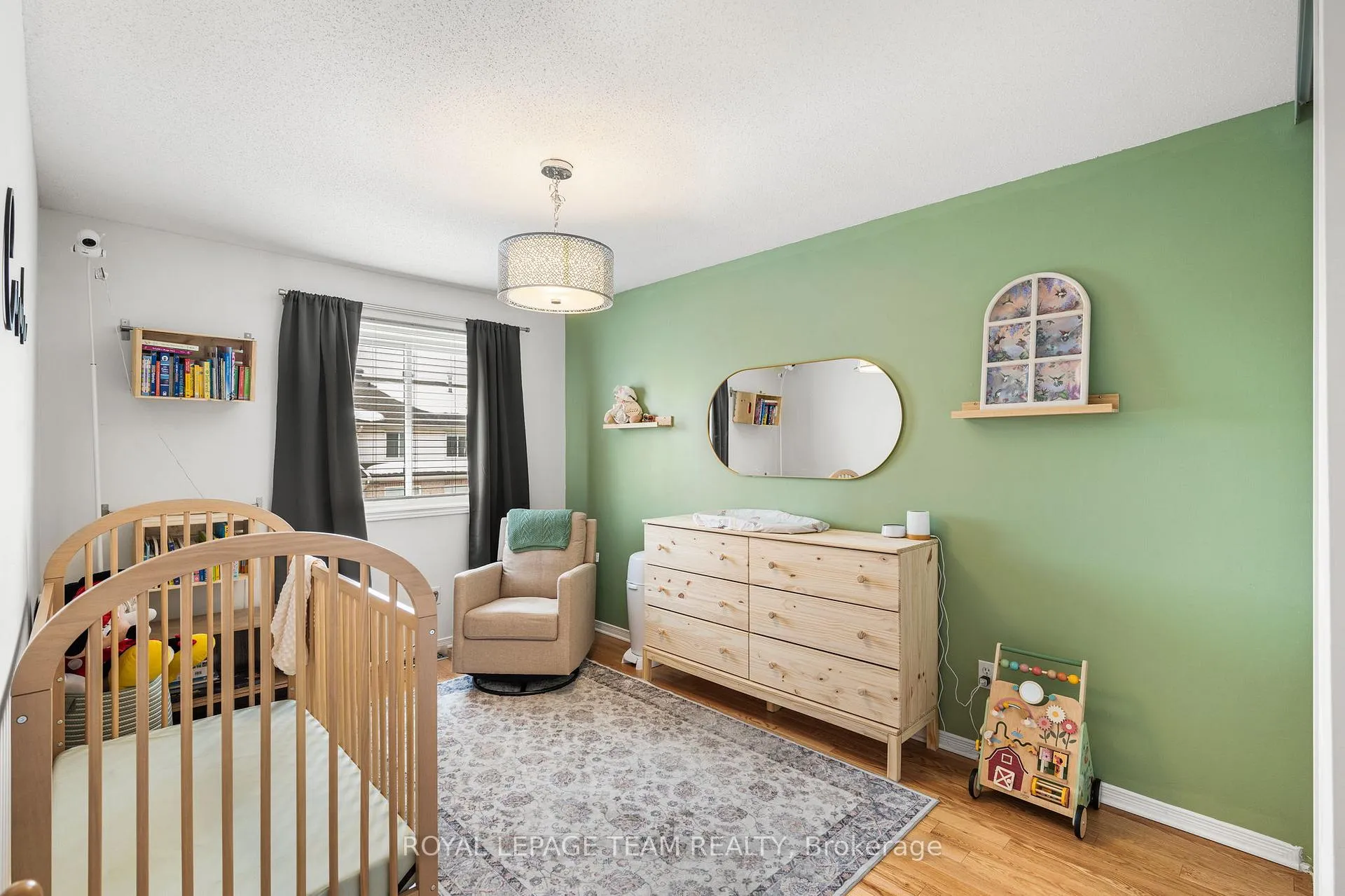 Photo 24 of 211 Longshire Circle, Ottawa, Barrhaven - Longfields — HOMEH