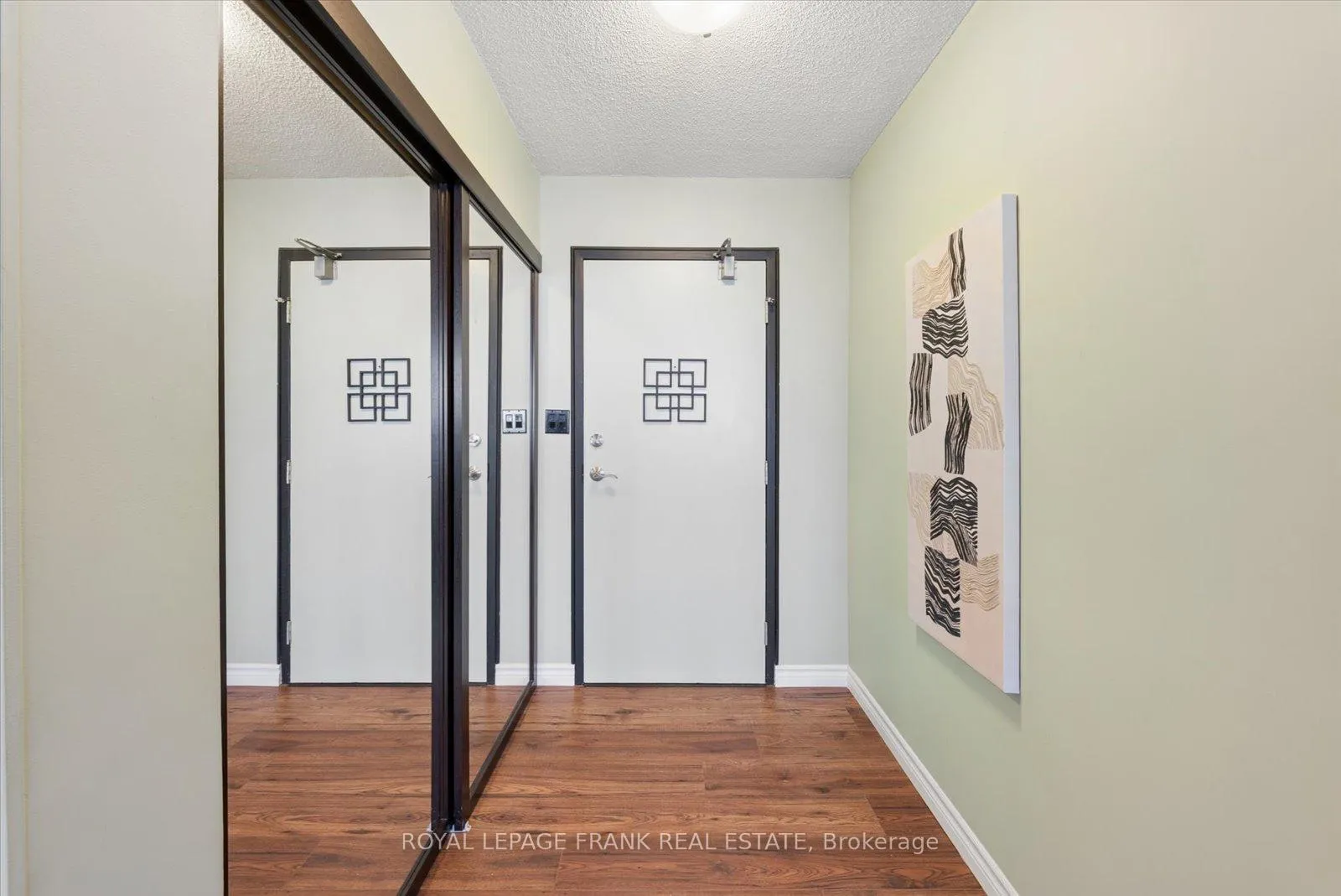 Photo 6 of Unit 915, 55 William Street E, Oshawa, O'Neill — HOMEH