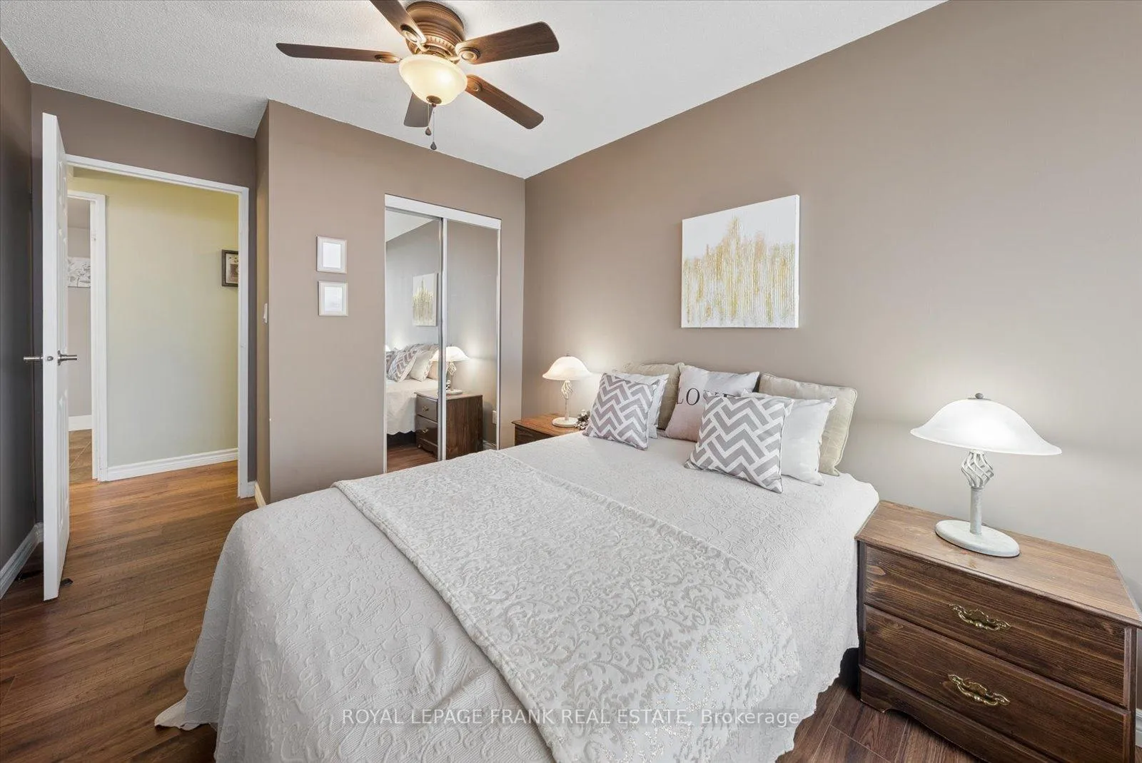 Photo 26 of Unit 915, 55 William Street E, Oshawa, O'Neill — HOMEH