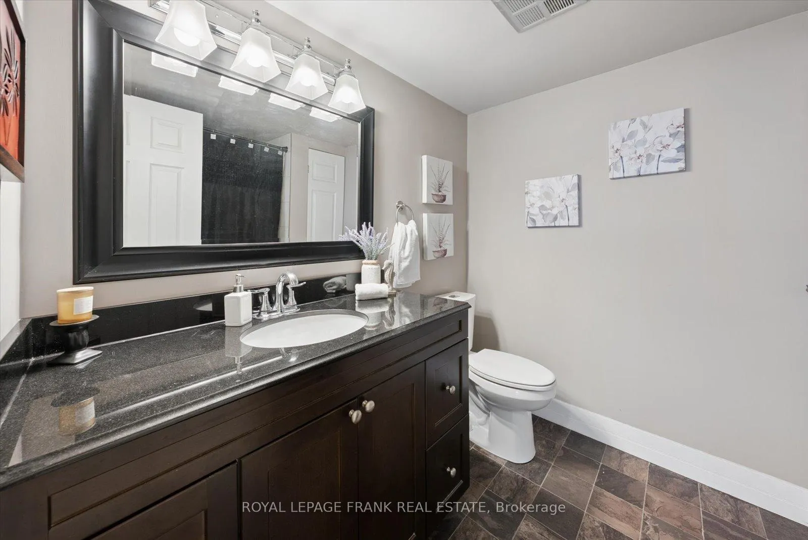 Photo 27 of Unit 915, 55 William Street E, Oshawa, O'Neill — HOMEH