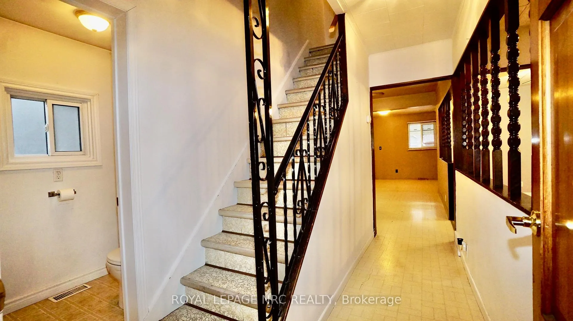 Photo 5 of 72 Garner Avenue, Welland, Welland Downtown — HOMEH