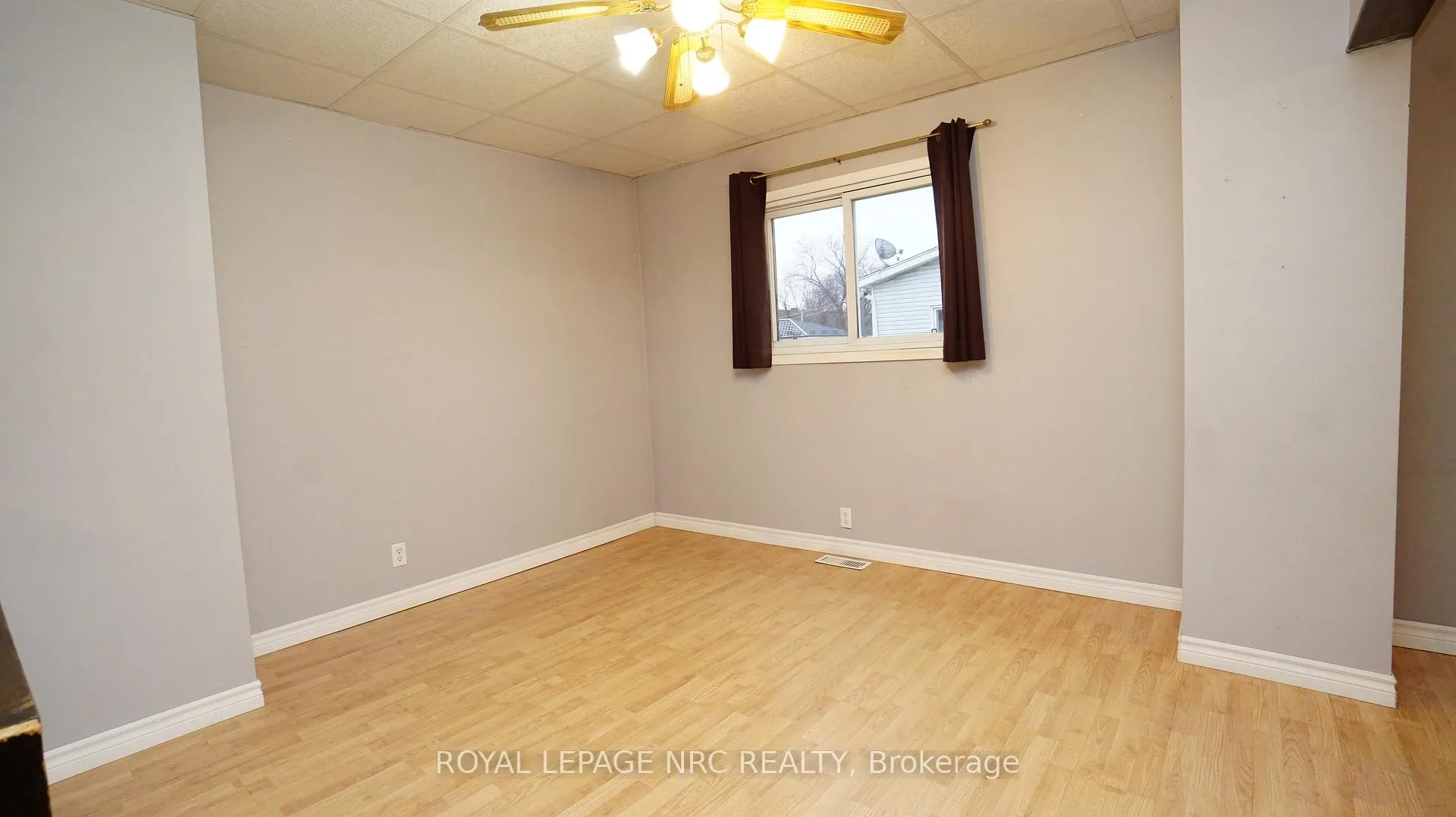 Photo 10 of 72 Garner Avenue, Welland, Welland Downtown — HOMEH