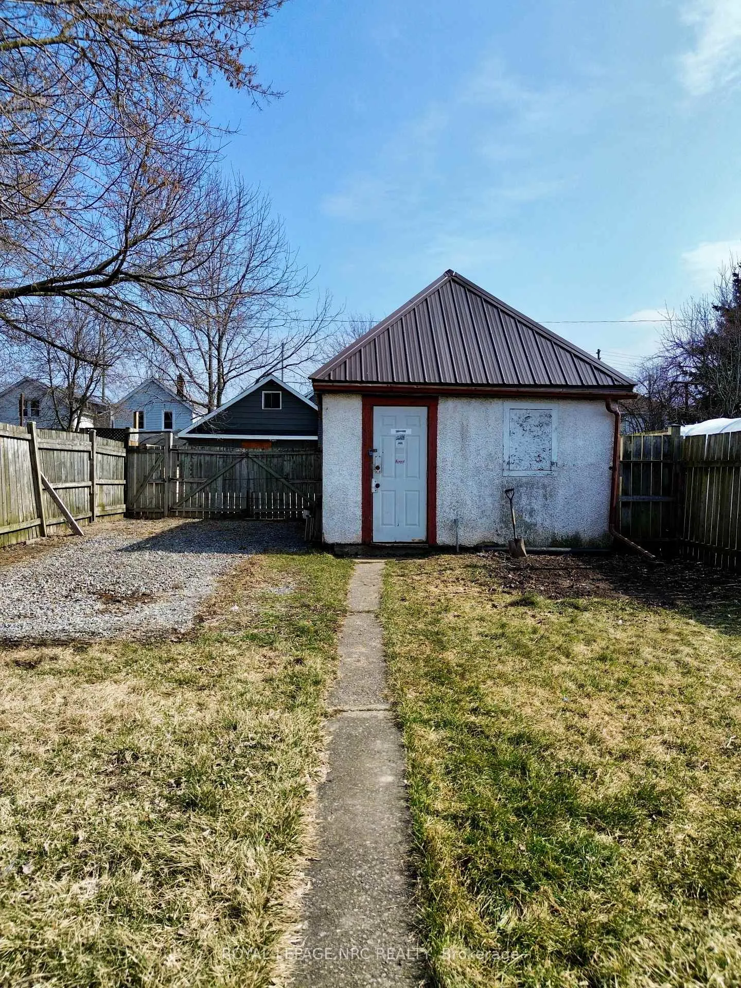 Photo 27 of 72 Garner Avenue, Welland, Welland Downtown — HOMEH