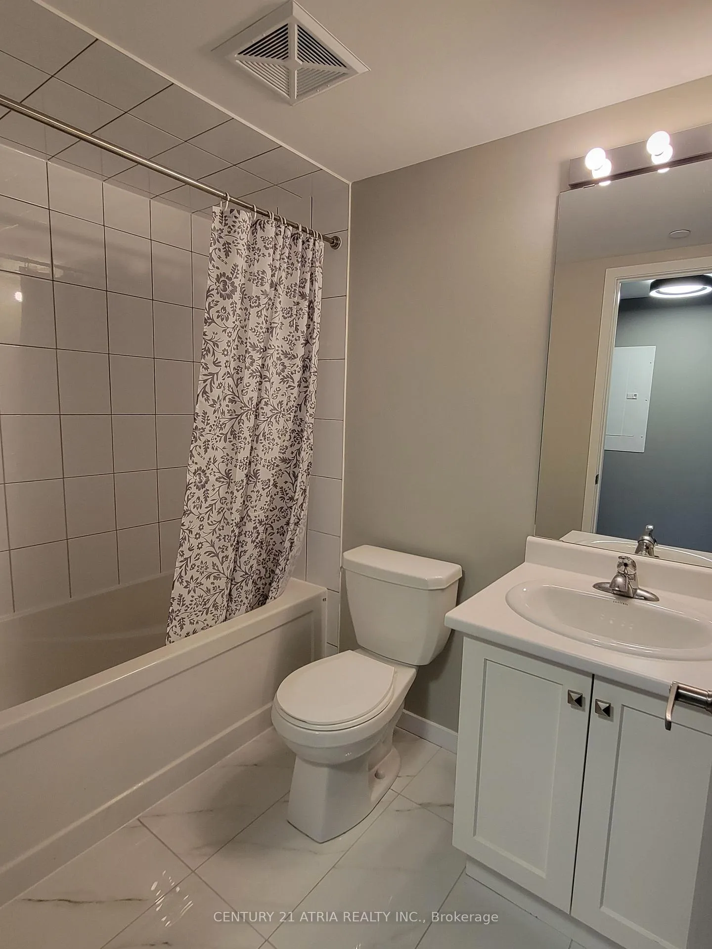 Photo 18 of Unit 48, 300 Alex Gardner Circle, Aurora, Aurora Village — HOMEH