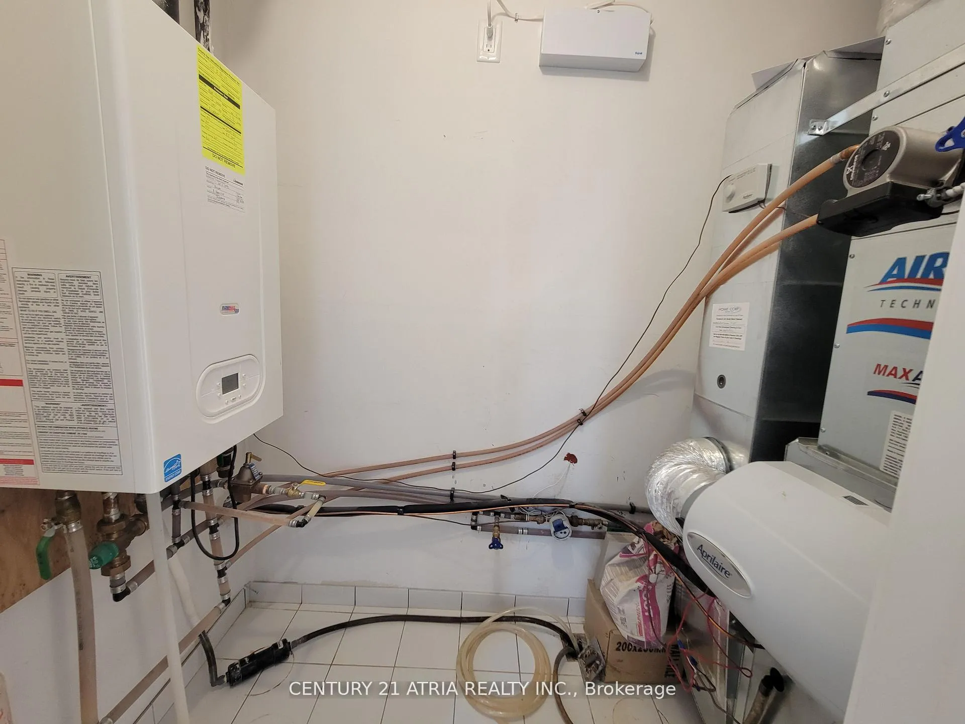 Photo 20 of Unit 48, 300 Alex Gardner Circle, Aurora, Aurora Village — HOMEH