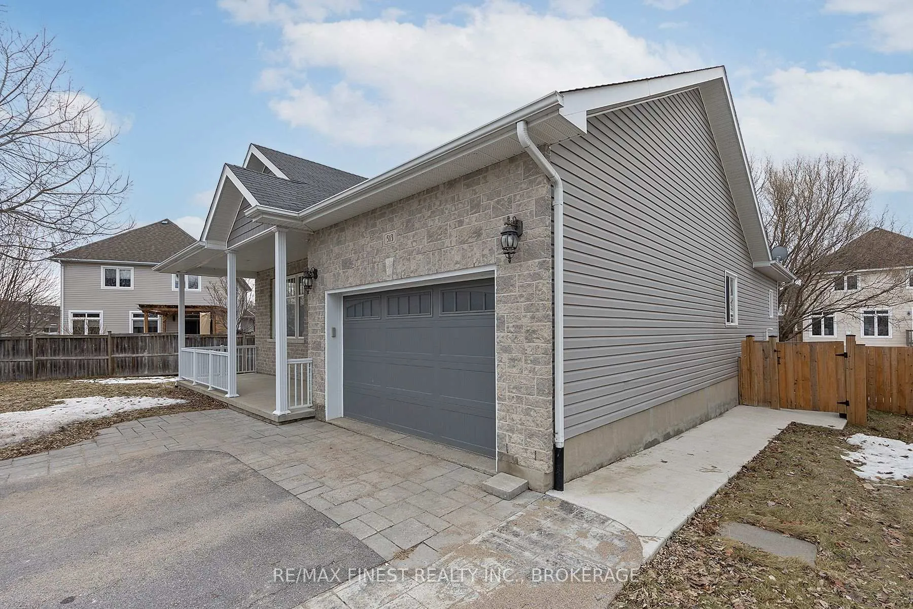 Photo 2 of 513 McCallum Street, Kingston, Kingston East (Incl Barret Crt) — HOMEH