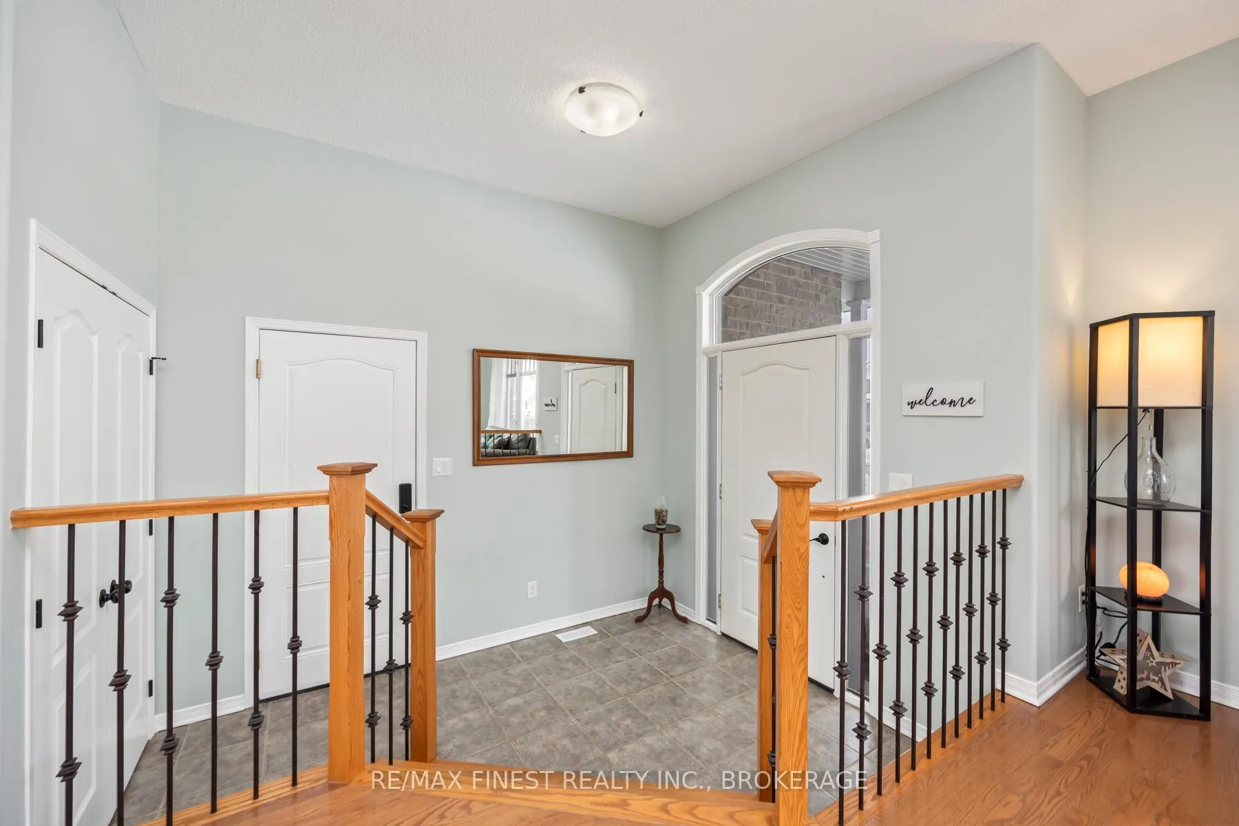 Photo 5 of 513 McCallum Street, Kingston, Kingston East (Incl Barret Crt) — HOMEH