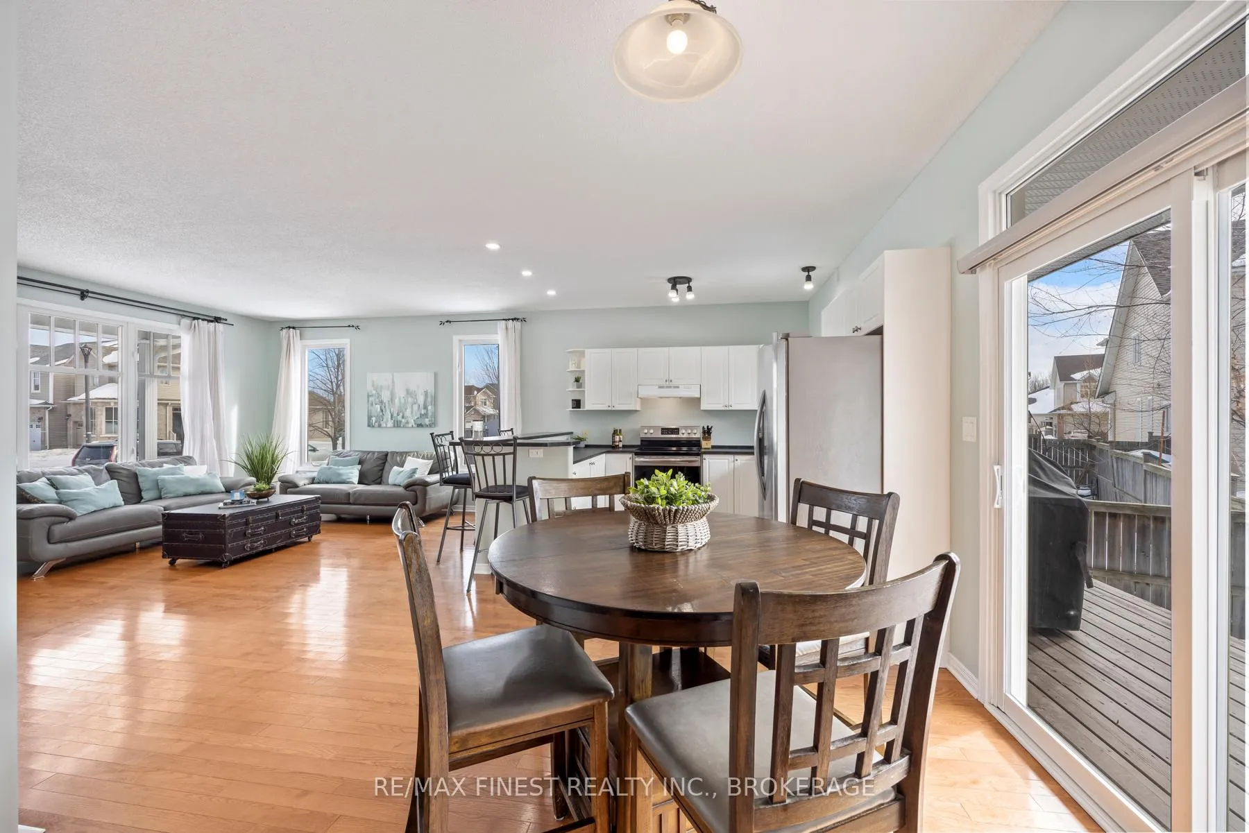 Photo 16 of 513 McCallum Street, Kingston, Kingston East (Incl Barret Crt) — HOMEH
