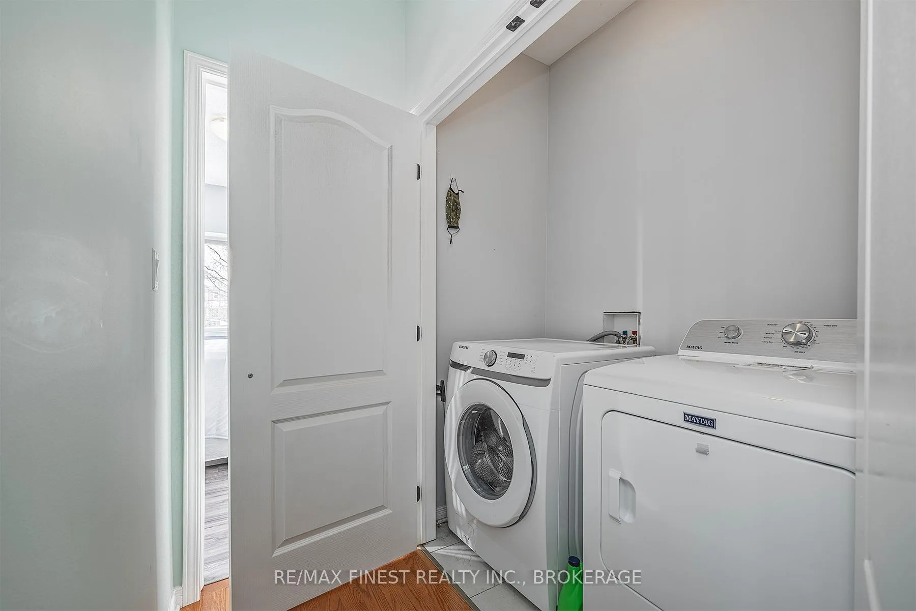 Photo 26 of 513 McCallum Street, Kingston, Kingston East (Incl Barret Crt) — HOMEH