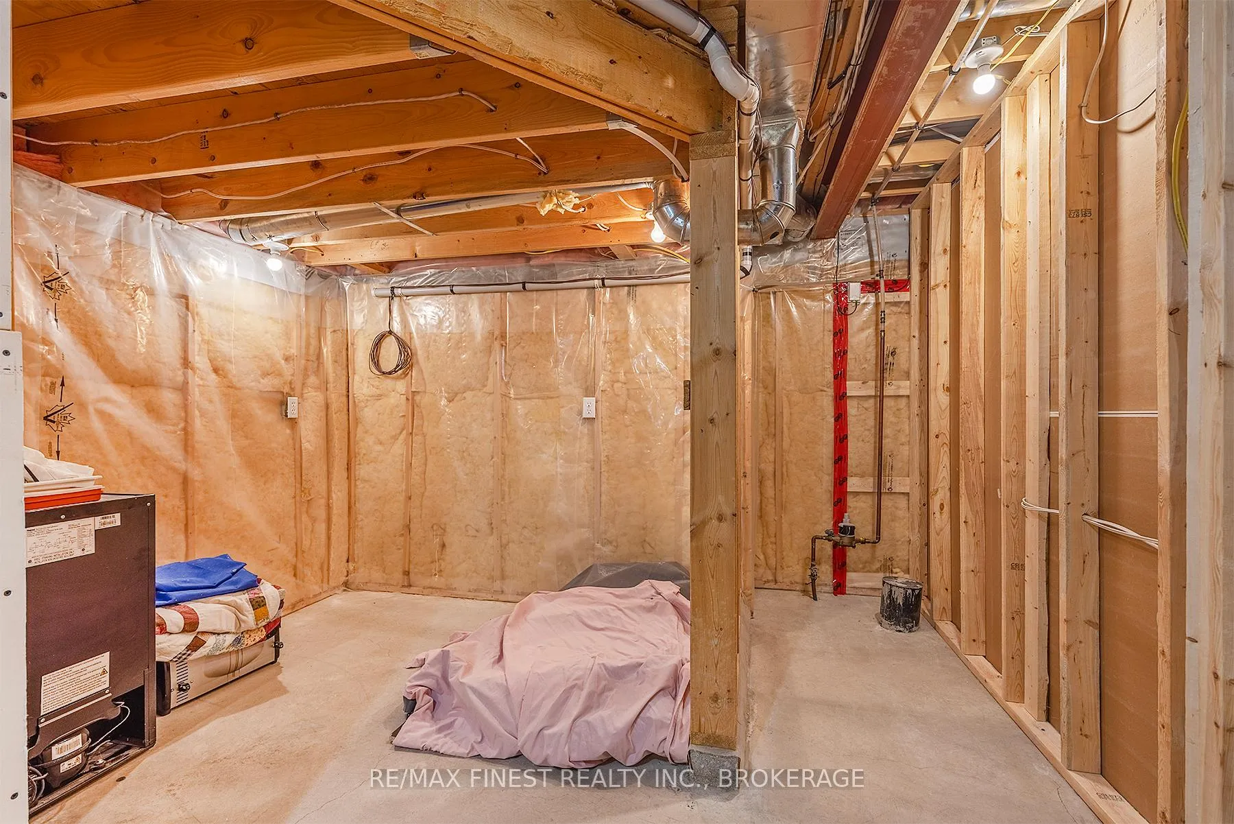 Photo 40 of 513 McCallum Street, Kingston, Kingston East (Incl Barret Crt) — HOMEH