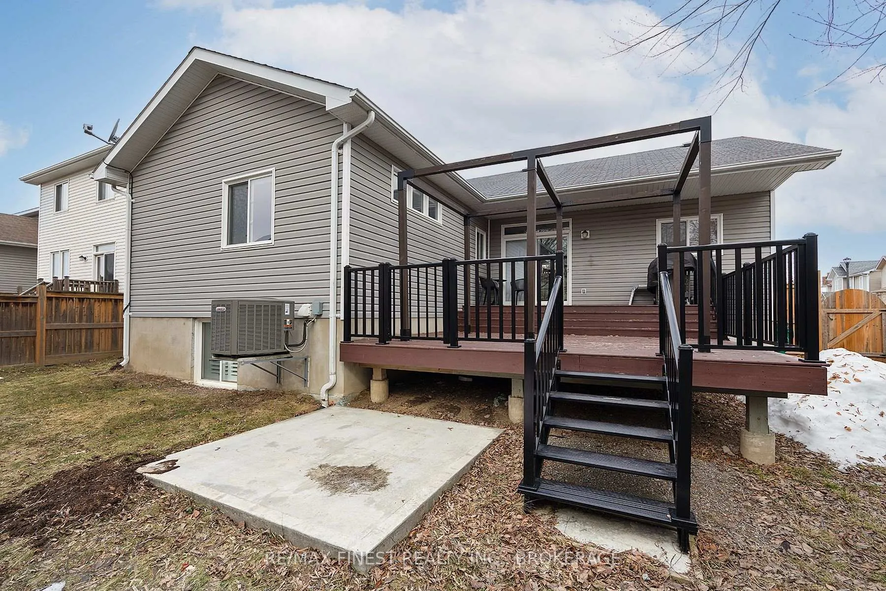 Photo 45 of 513 McCallum Street, Kingston, Kingston East (Incl Barret Crt) — HOMEH