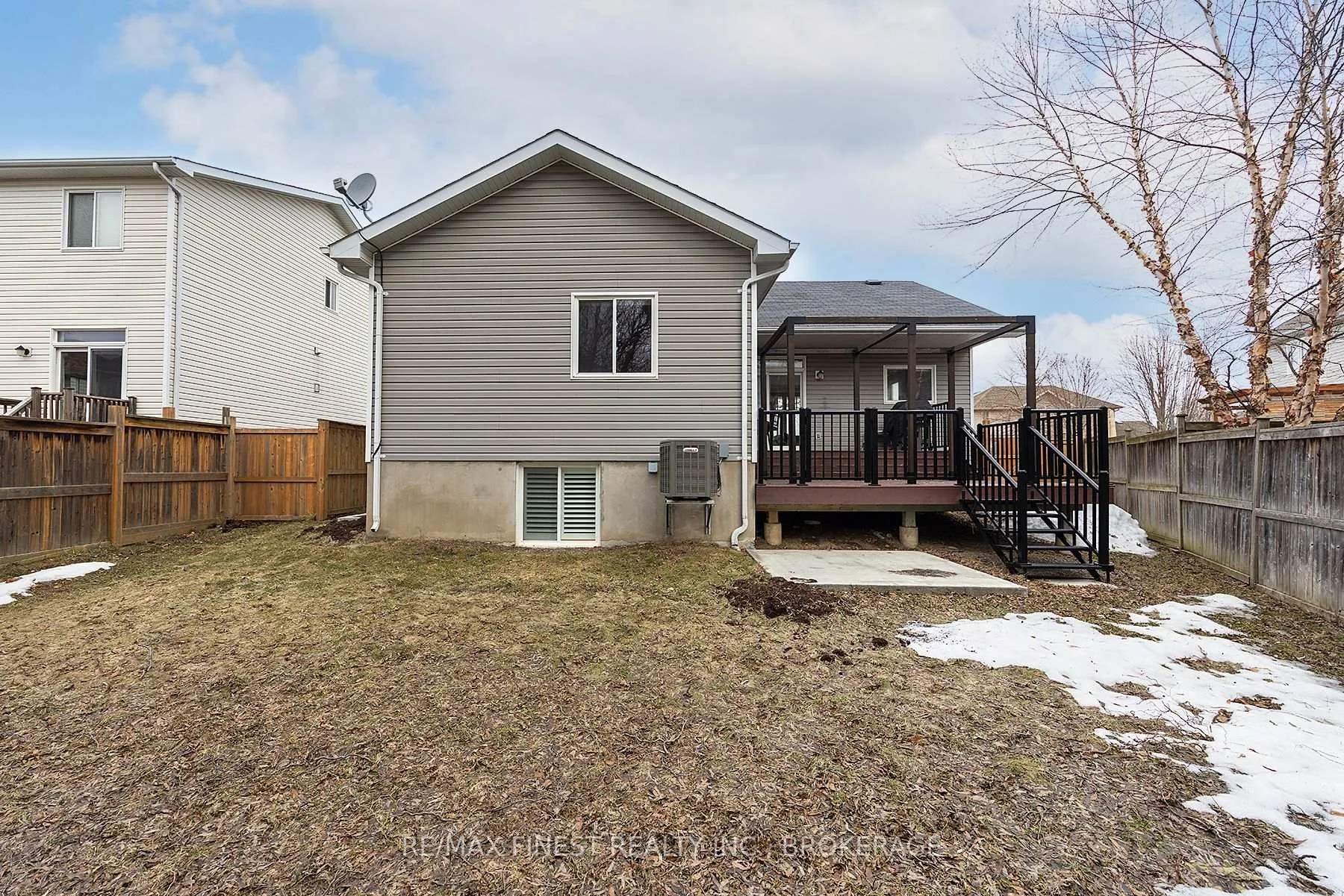 Photo 47 of 513 McCallum Street, Kingston, Kingston East (Incl Barret Crt) — HOMEH