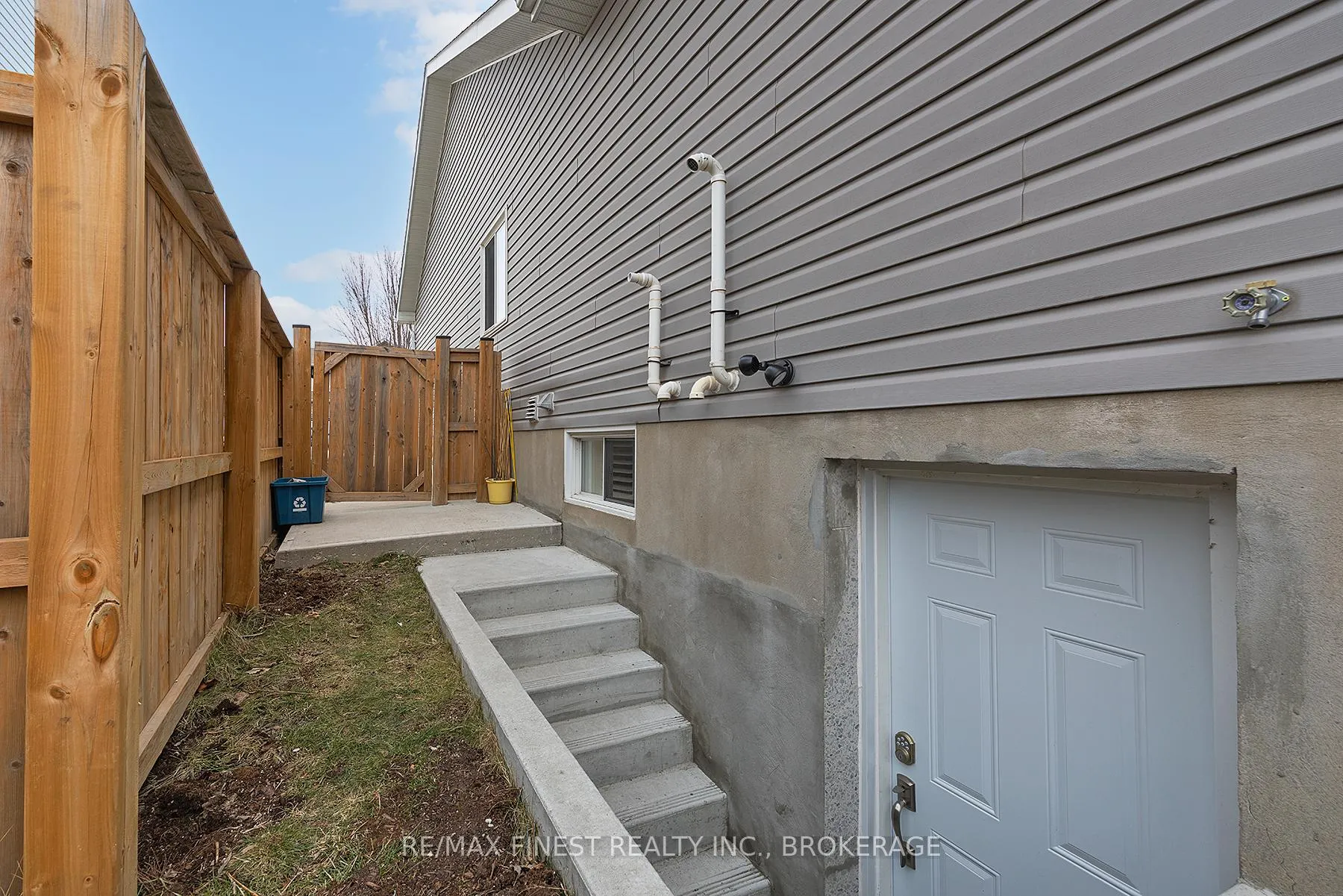 Photo 50 of 513 McCallum Street, Kingston, Kingston East (Incl Barret Crt) — HOMEH