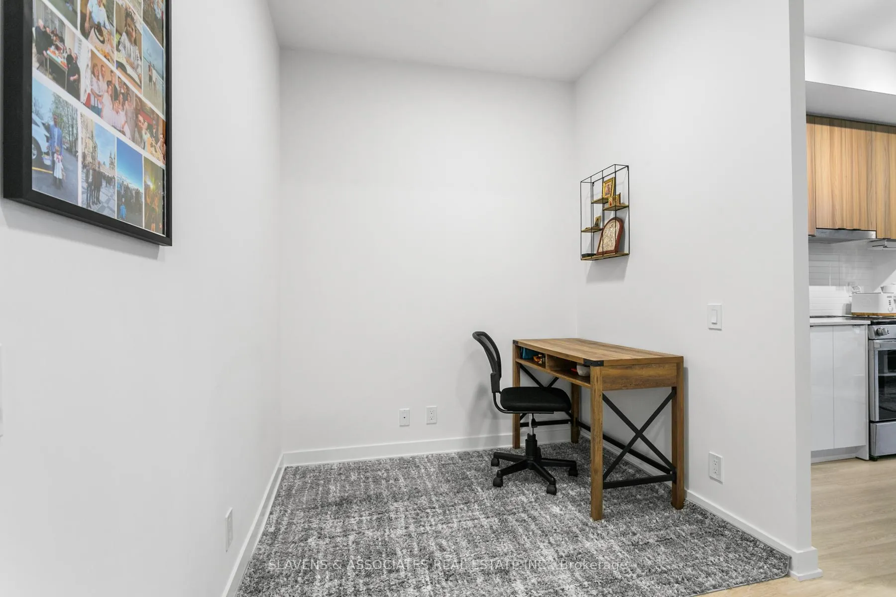 Photo 8 of Unit A719, 30 Upper Mall Way, Vaughan, Brownridge — HOMEH