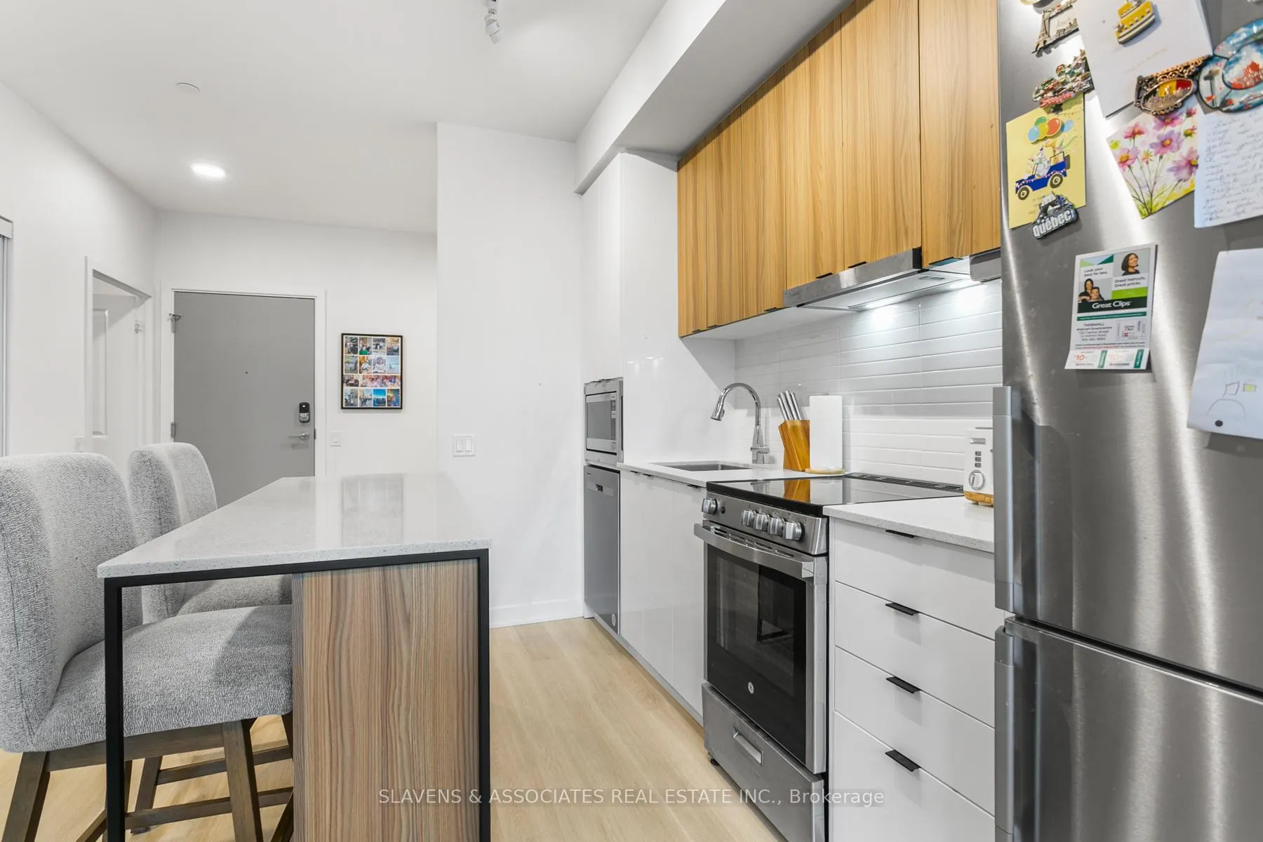 Photo 10 of Unit A719, 30 Upper Mall Way, Vaughan, Brownridge — HOMEH