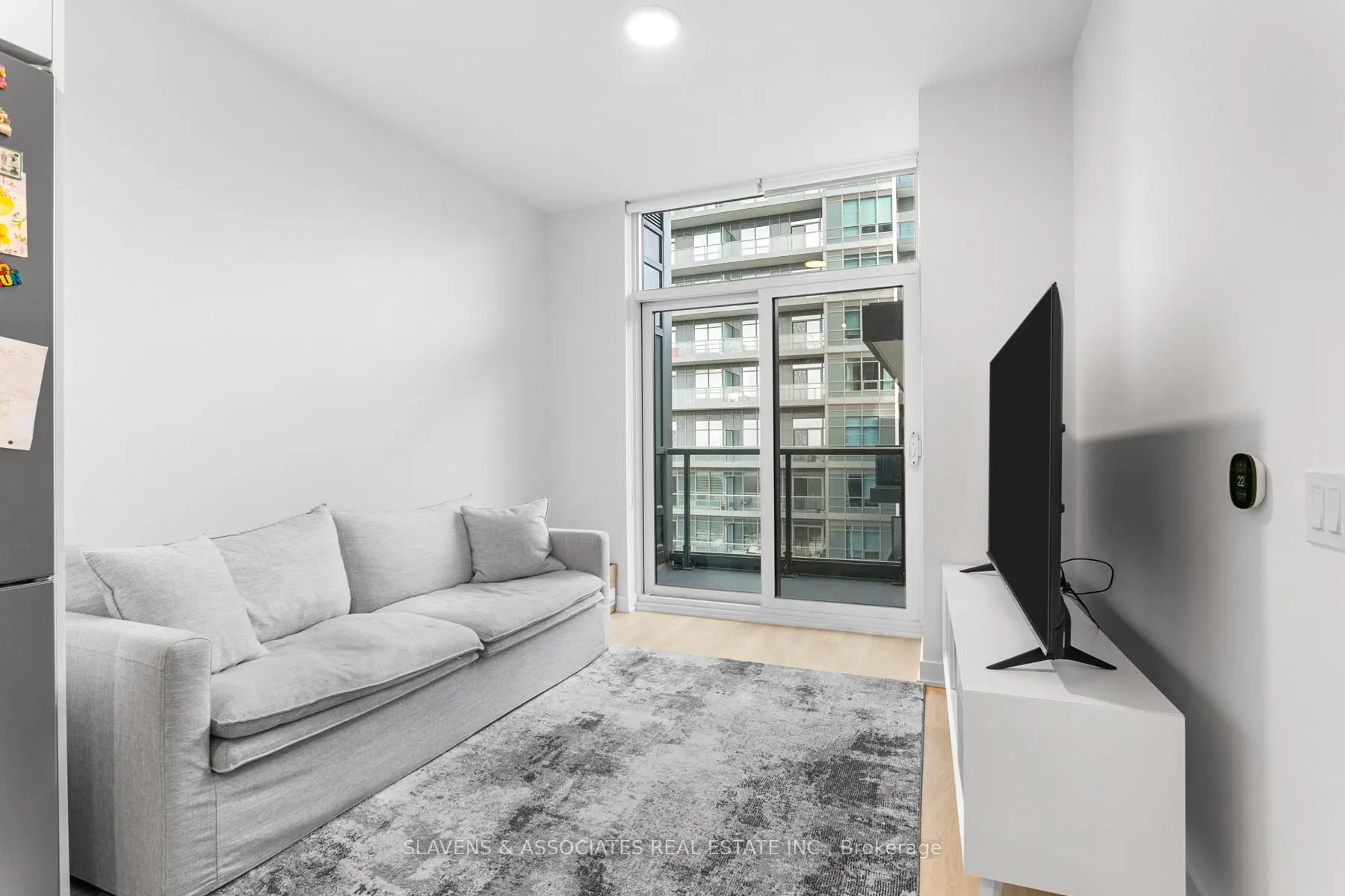 Photo 15 of Unit A719, 30 Upper Mall Way, Vaughan, Brownridge — HOMEH