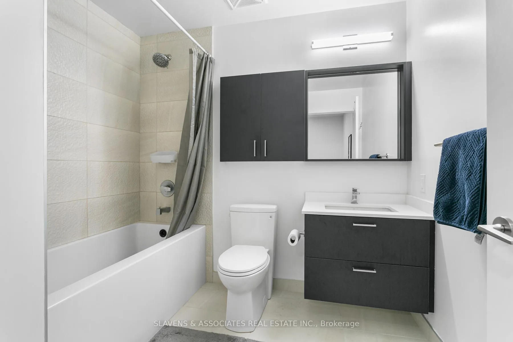 Photo 22 of Unit A719, 30 Upper Mall Way, Vaughan, Brownridge — HOMEH