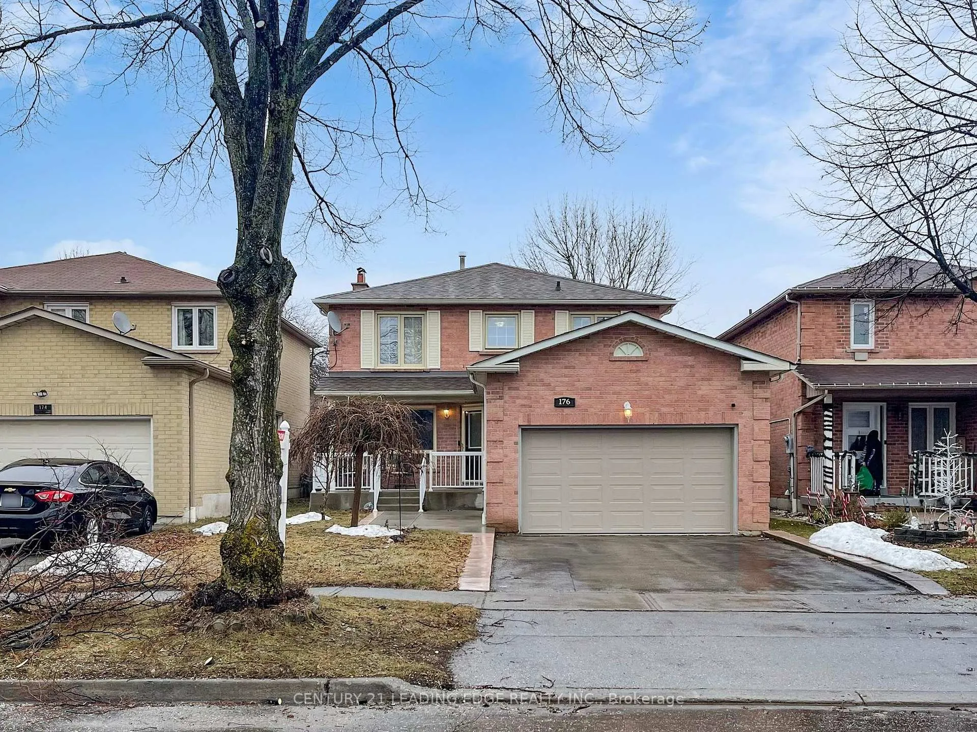 Photo 1 of 176 Large Crescent, Ajax, Central West — HOMEH