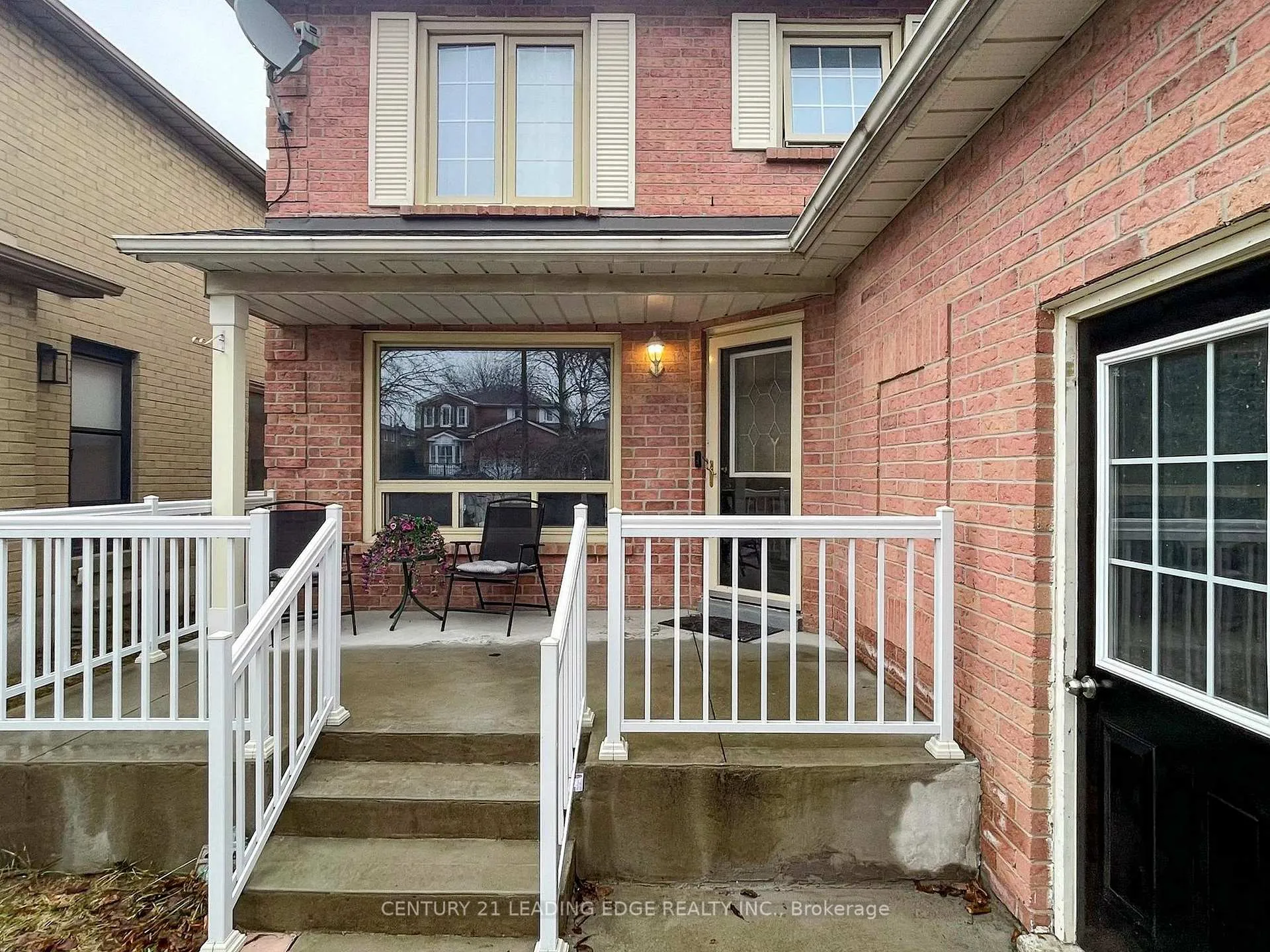 Photo 49 of 176 Large Crescent, Ajax, Central West — HOMEH