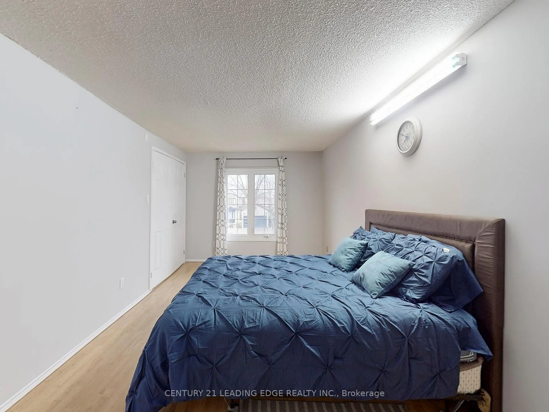 Photo 50 of 176 Large Crescent, Ajax, Central West — HOMEH