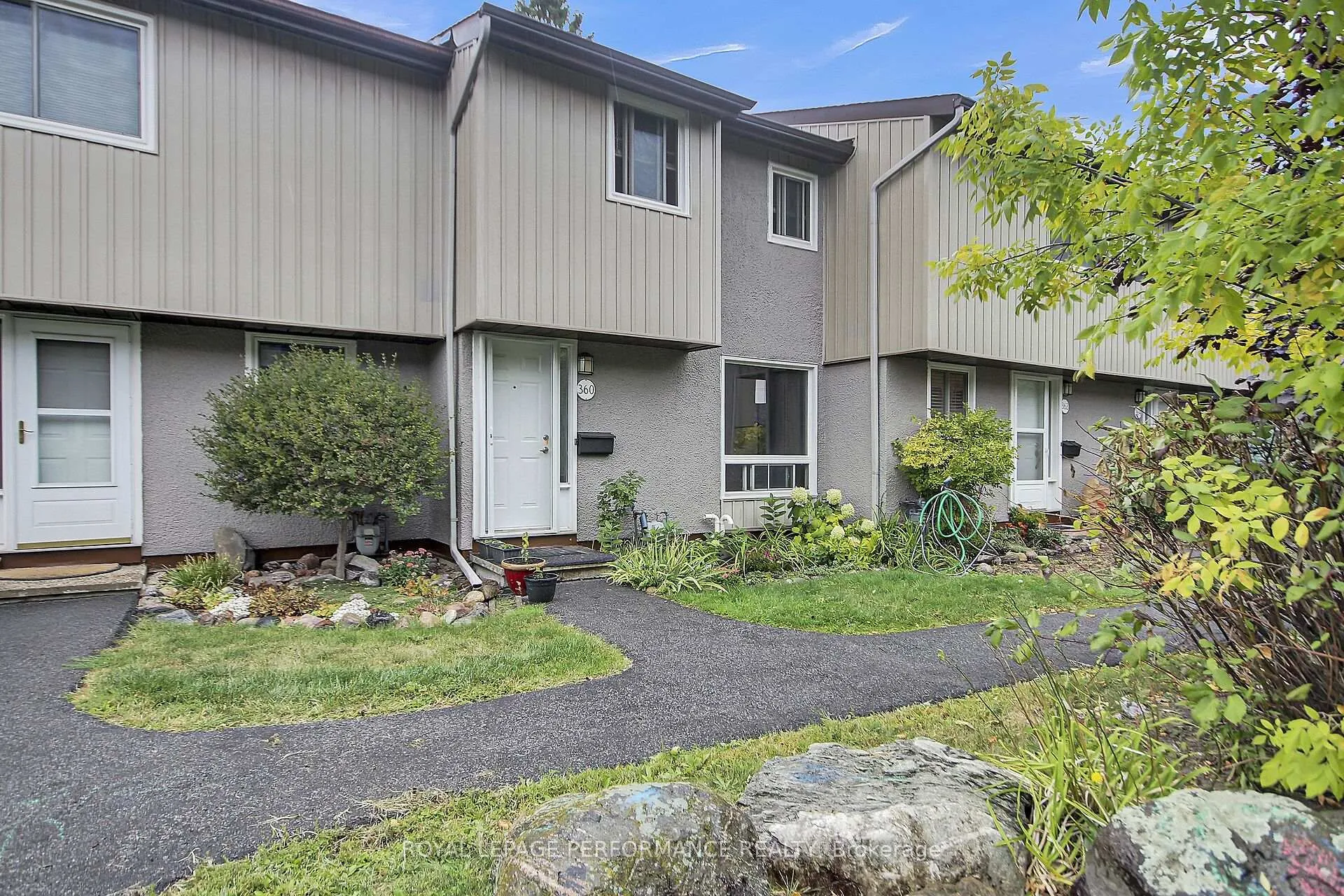 Photo 1 of 360 Woodfield Drive, Ottawa, Tanglewood — HOMEH