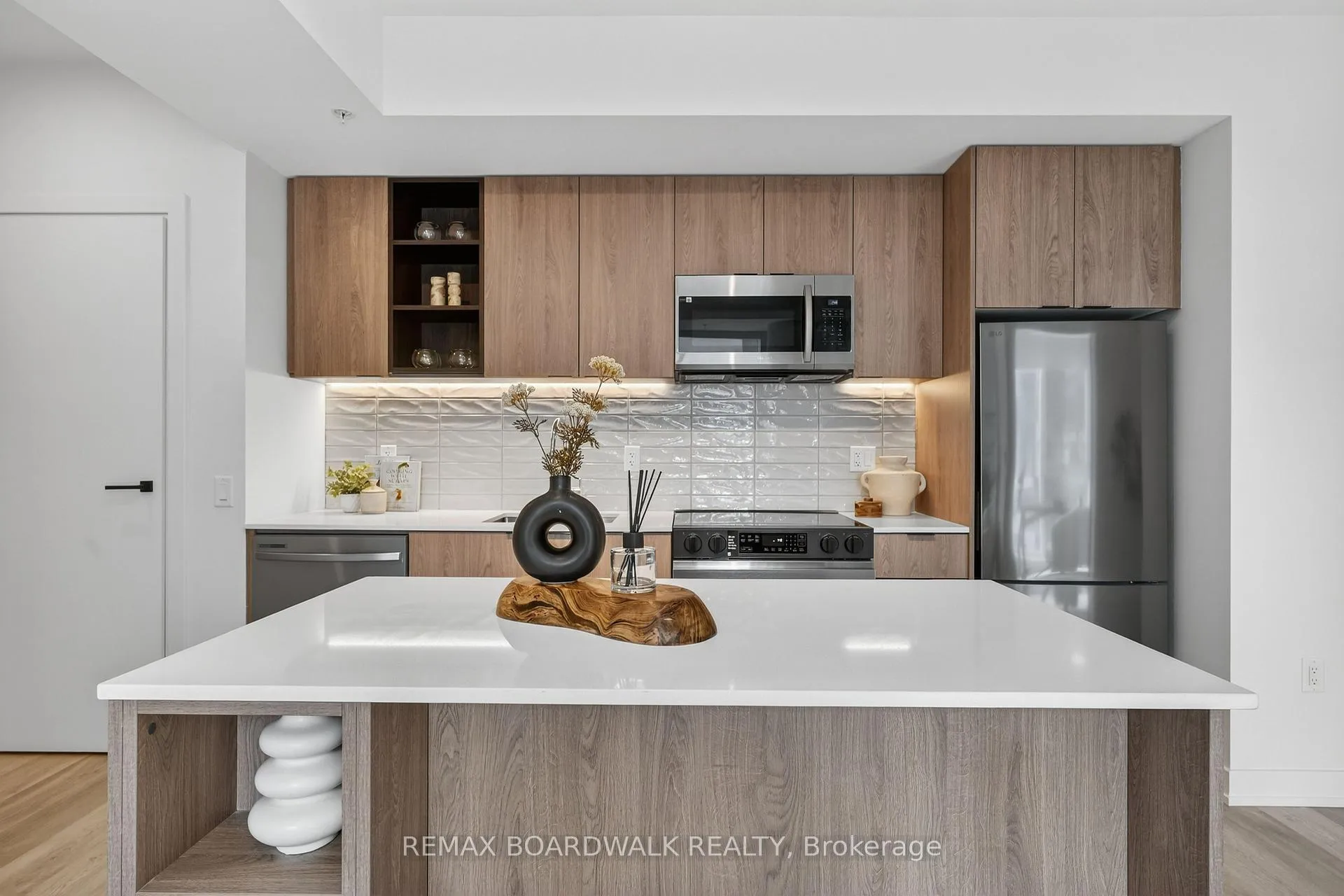 Photo 15 of Unit A711, 400 Albert Street, Ottawa, Ottawa Centre — HOMEH