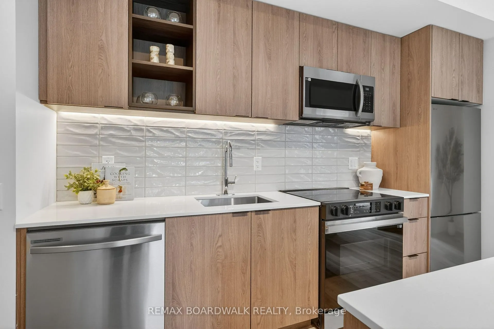 Photo 16 of Unit A711, 400 Albert Street, Ottawa, Ottawa Centre — HOMEH