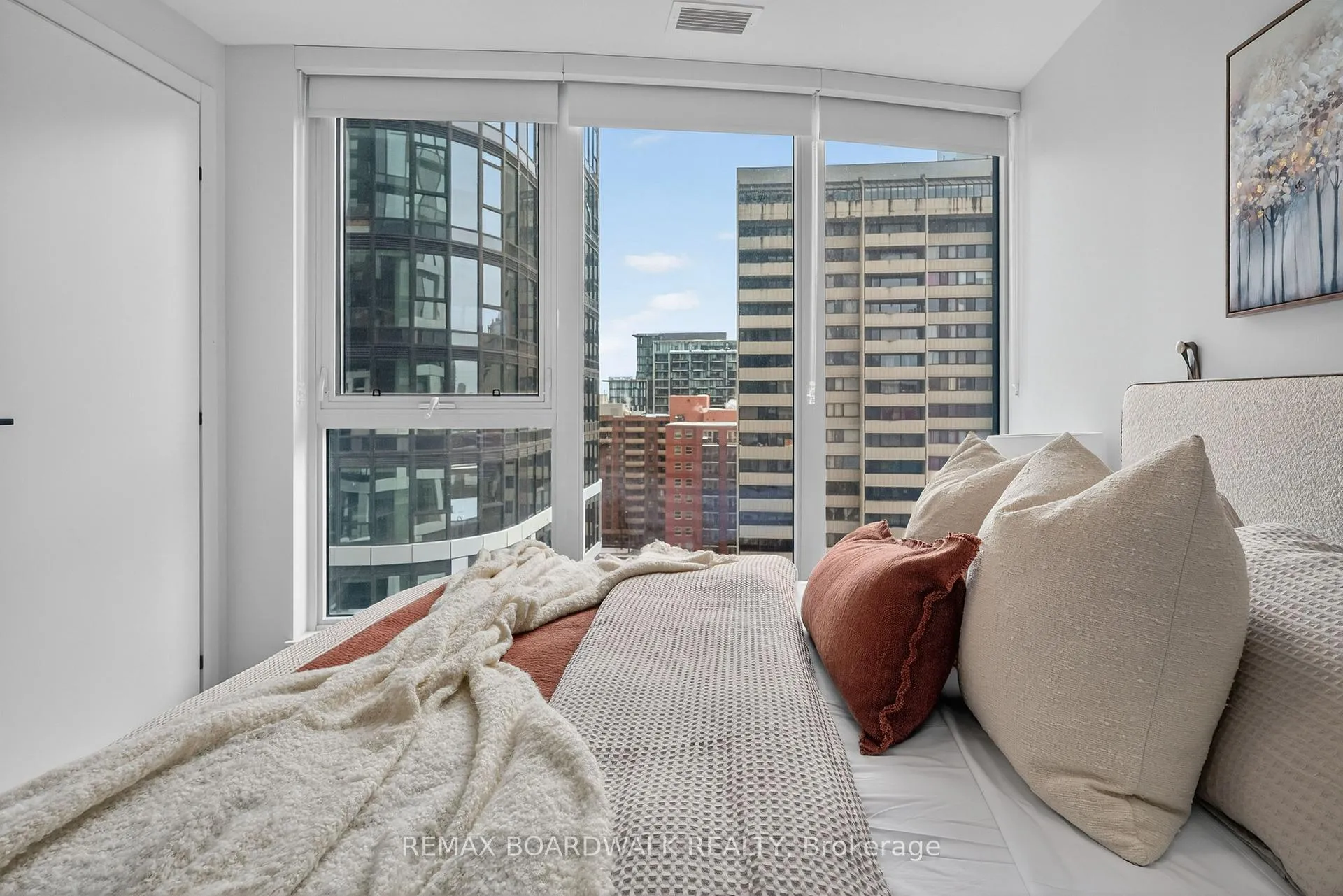 Photo 19 of Unit A711, 400 Albert Street, Ottawa, Ottawa Centre — HOMEH
