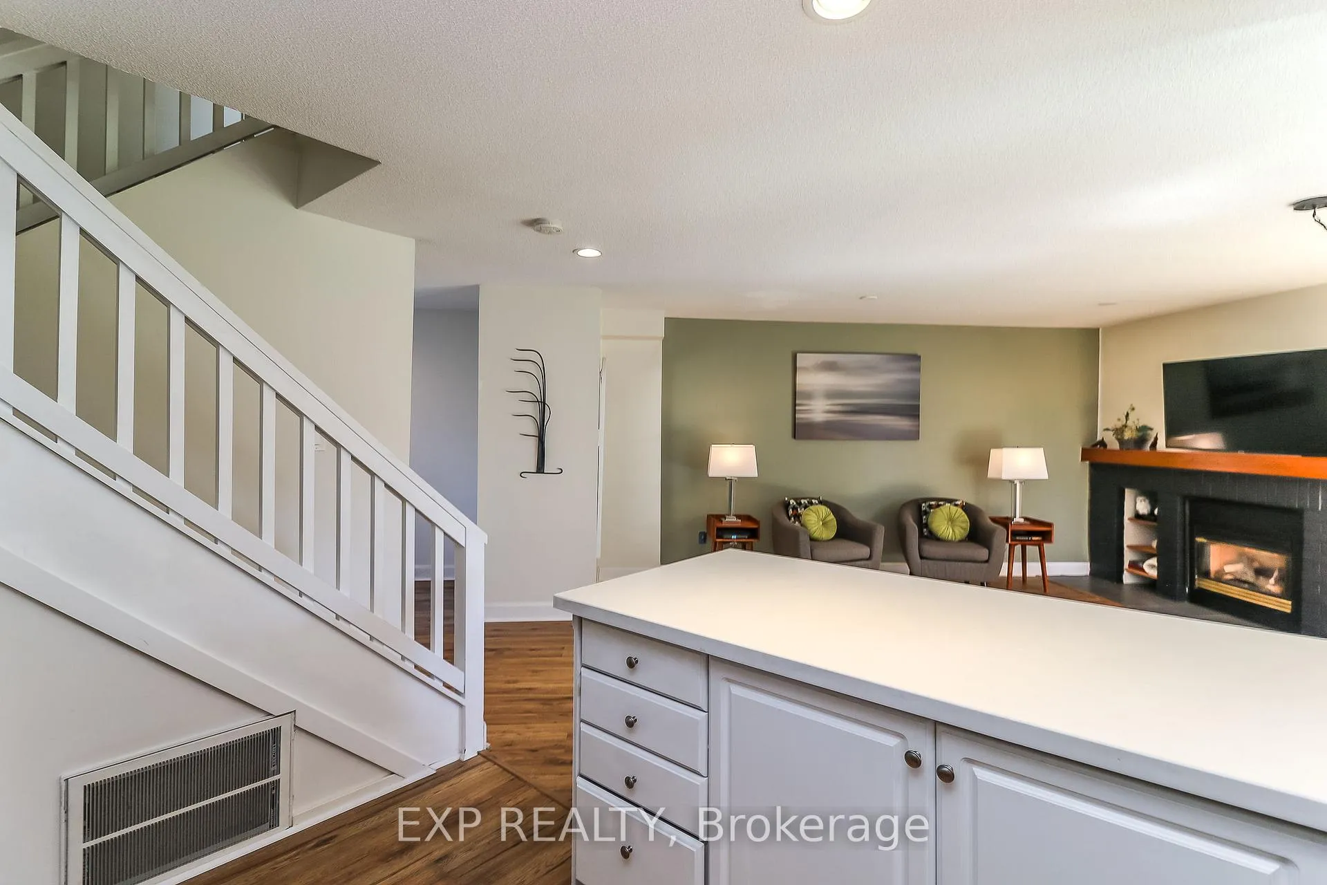 Photo 11 of Unit 38, 133 Fairway Crescent, Collingwood — HOMEH