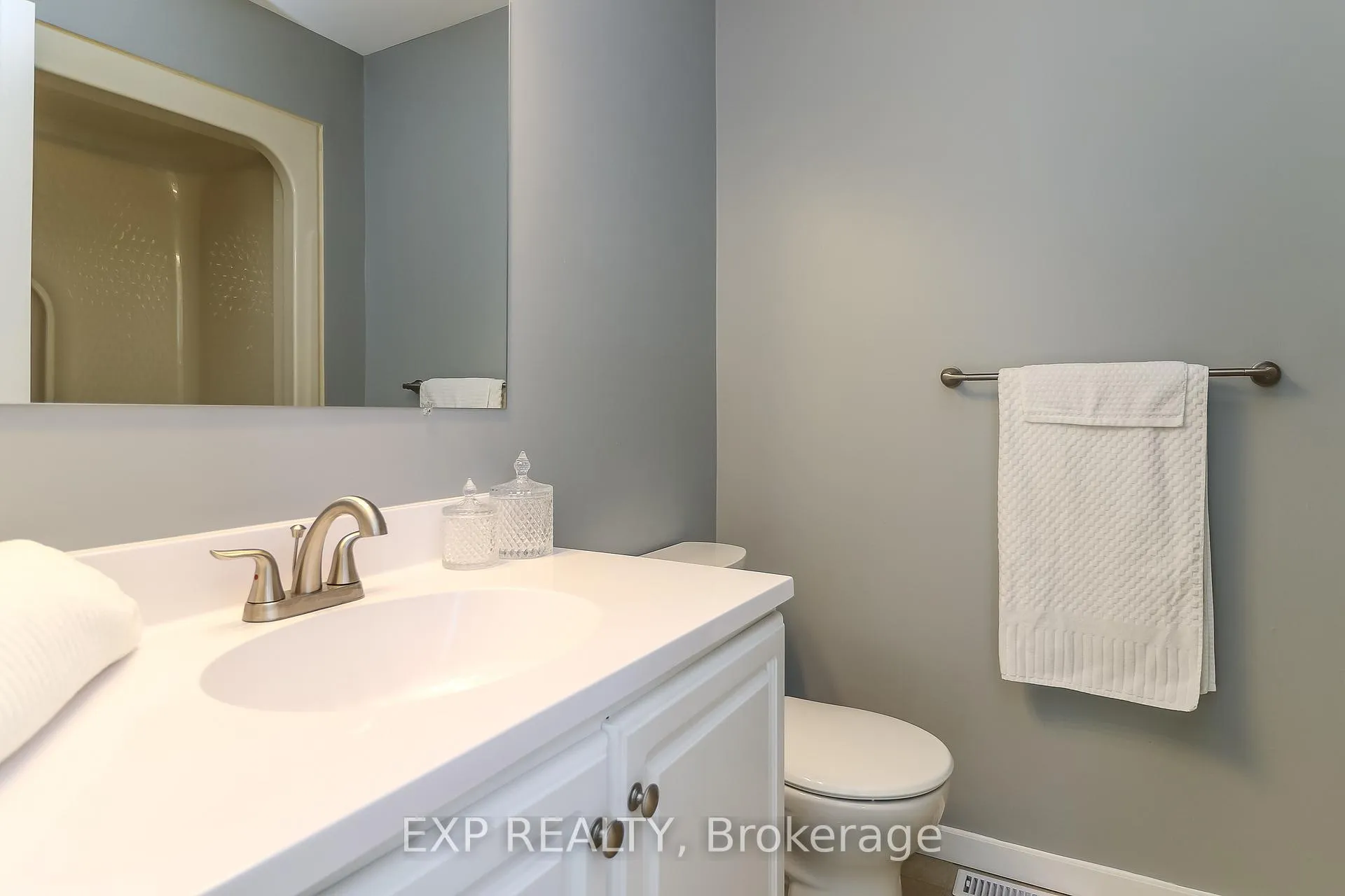 Photo 14 of Unit 38, 133 Fairway Crescent, Collingwood — HOMEH