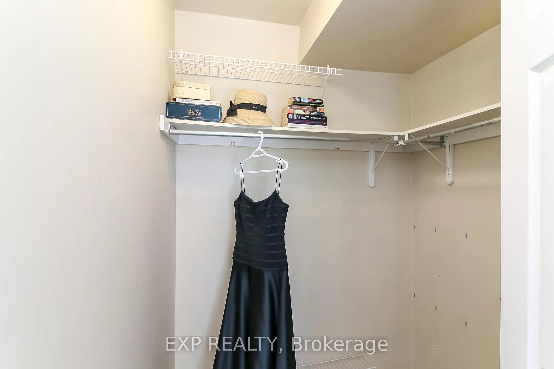 Photo 15 of Unit 38, 133 Fairway Crescent, Collingwood — HOMEH