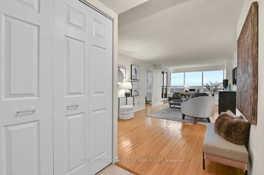 Photo 5 of Unit 2303, 1510 Riverside Drive, Ottawa, Riverview Park — HOMEH