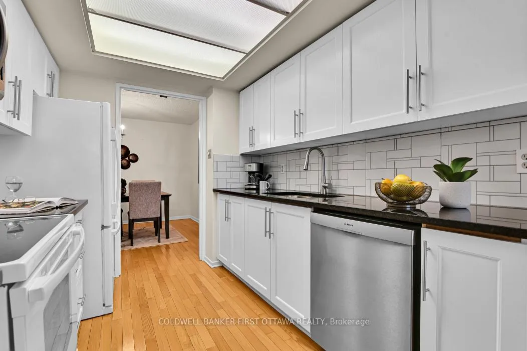 Photo 15 of Unit 2303, 1510 Riverside Drive, Ottawa, Riverview Park — HOMEH