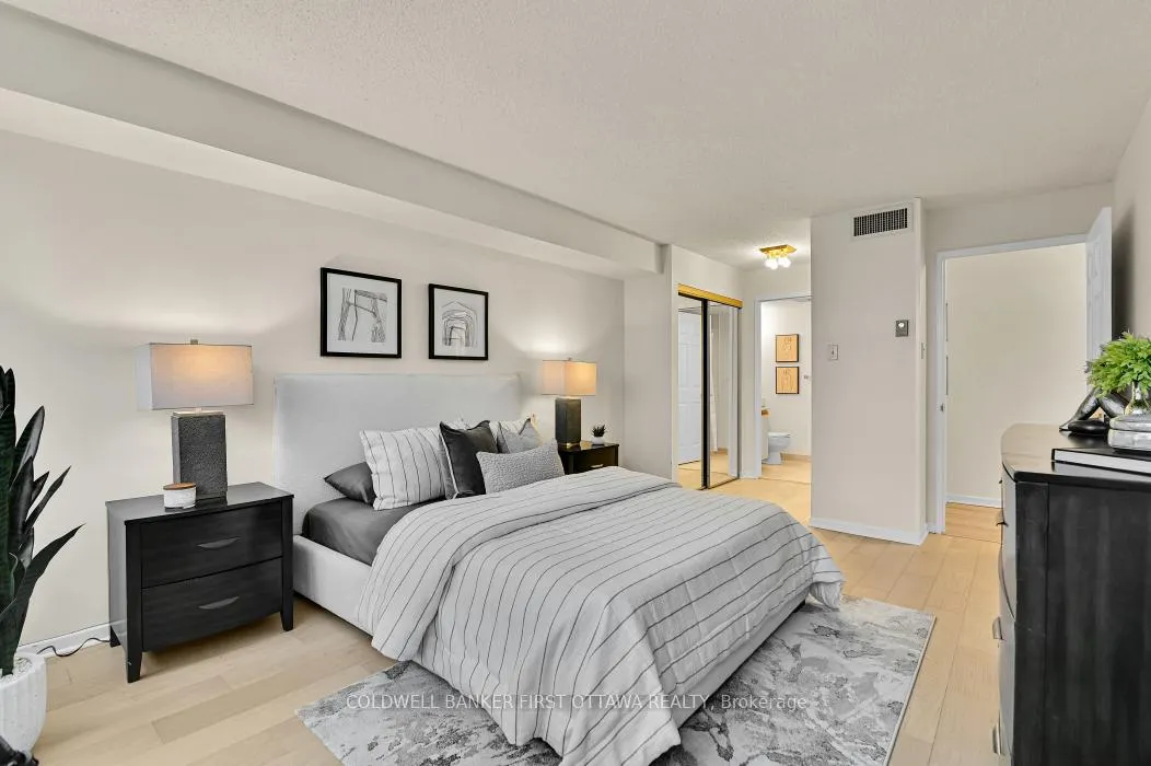 Photo 21 of Unit 2303, 1510 Riverside Drive, Ottawa, Riverview Park — HOMEH
