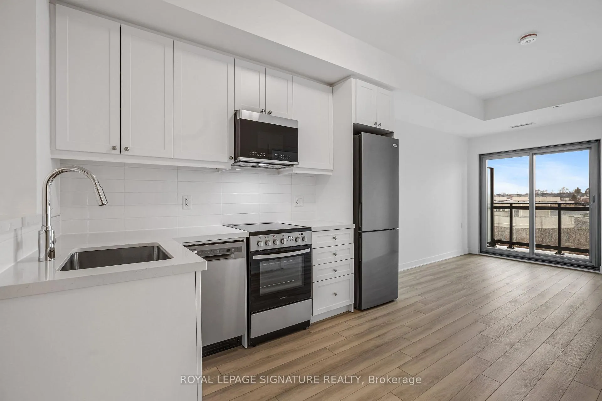 Photo 9 of Unit 510, 51 Clarington Boulevard, Clarington, Bowmanville — HOMEH
