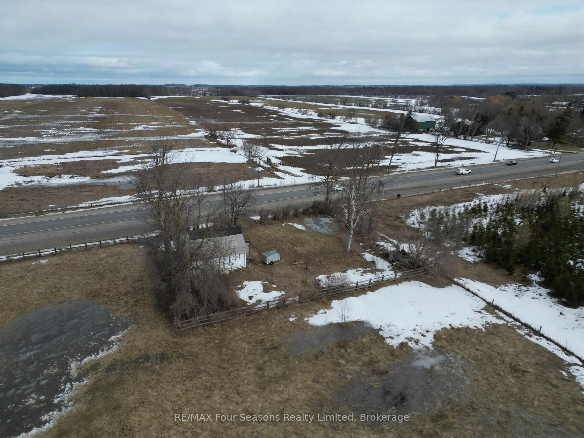 Photo 6 of 6677 Highway 26, Clearview, Rural Clearview — HOMEH