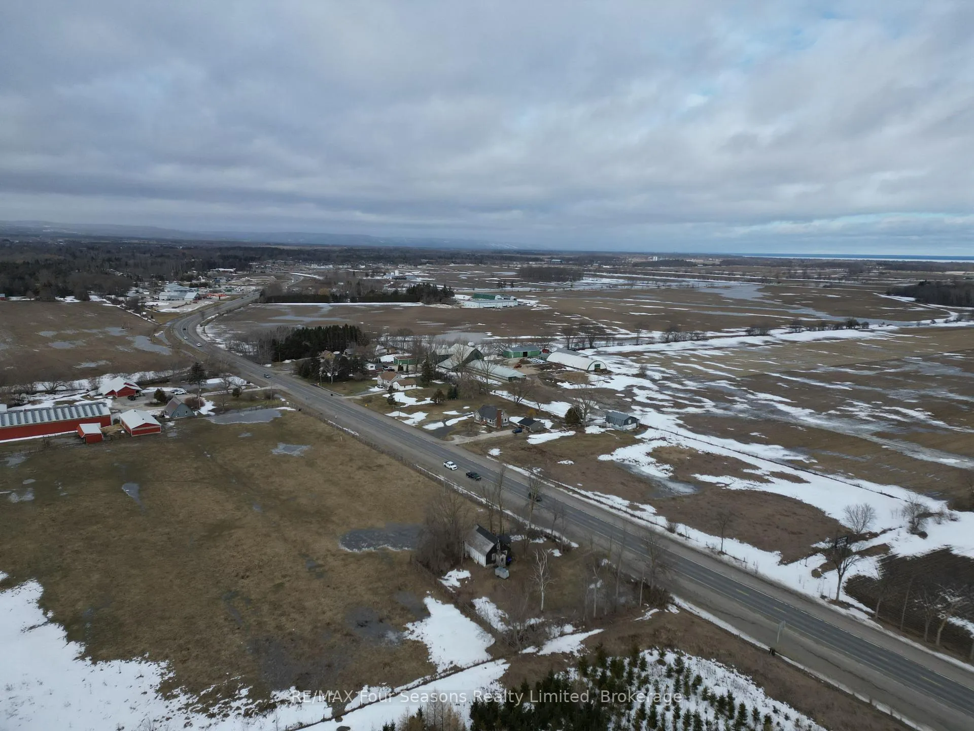 Photo 8 of 6677 Highway 26, Clearview, Rural Clearview — HOMEH