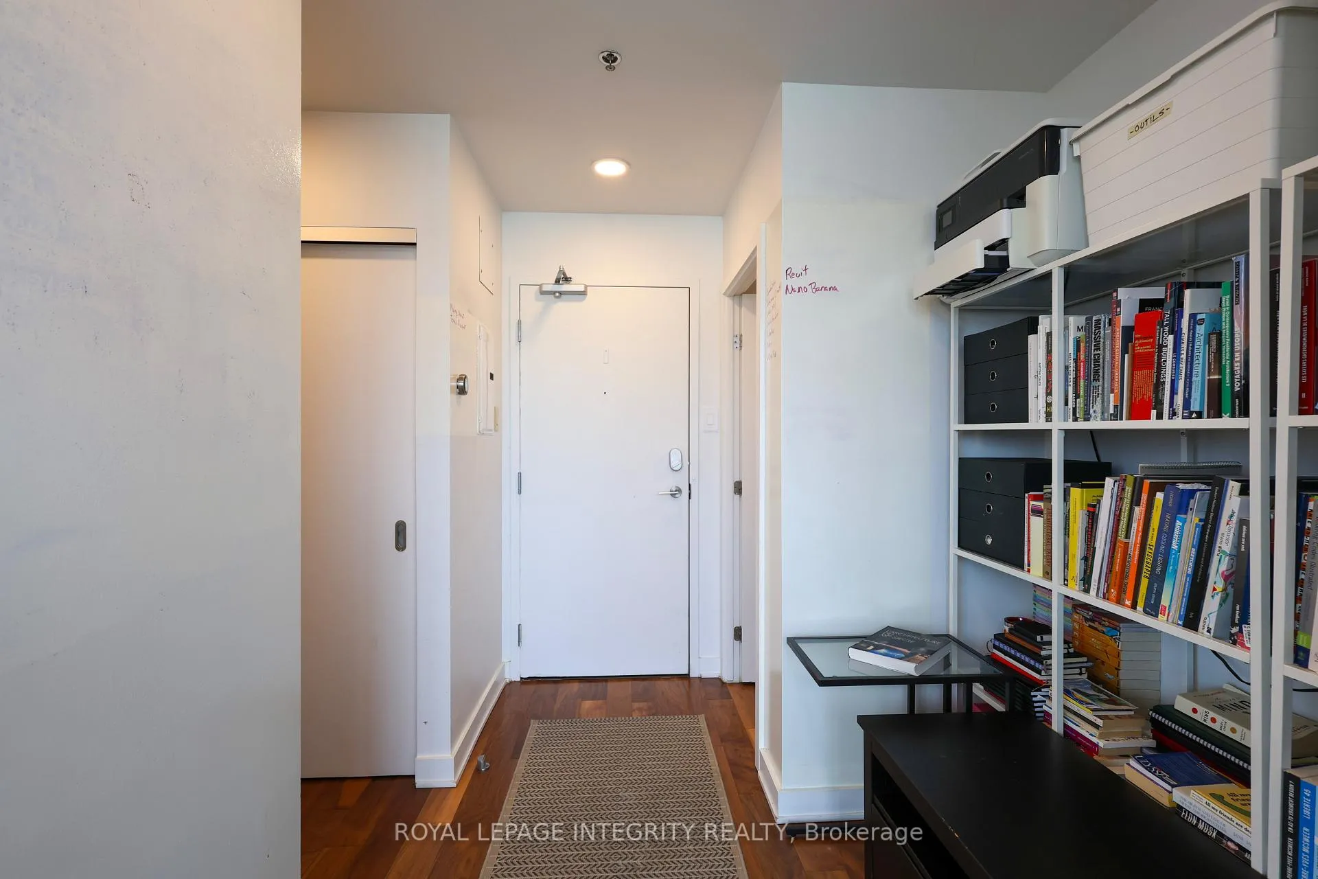 Photo 4 of Unit 910, 360 Mcleod Street, Ottawa, Ottawa Centre — HOMEH