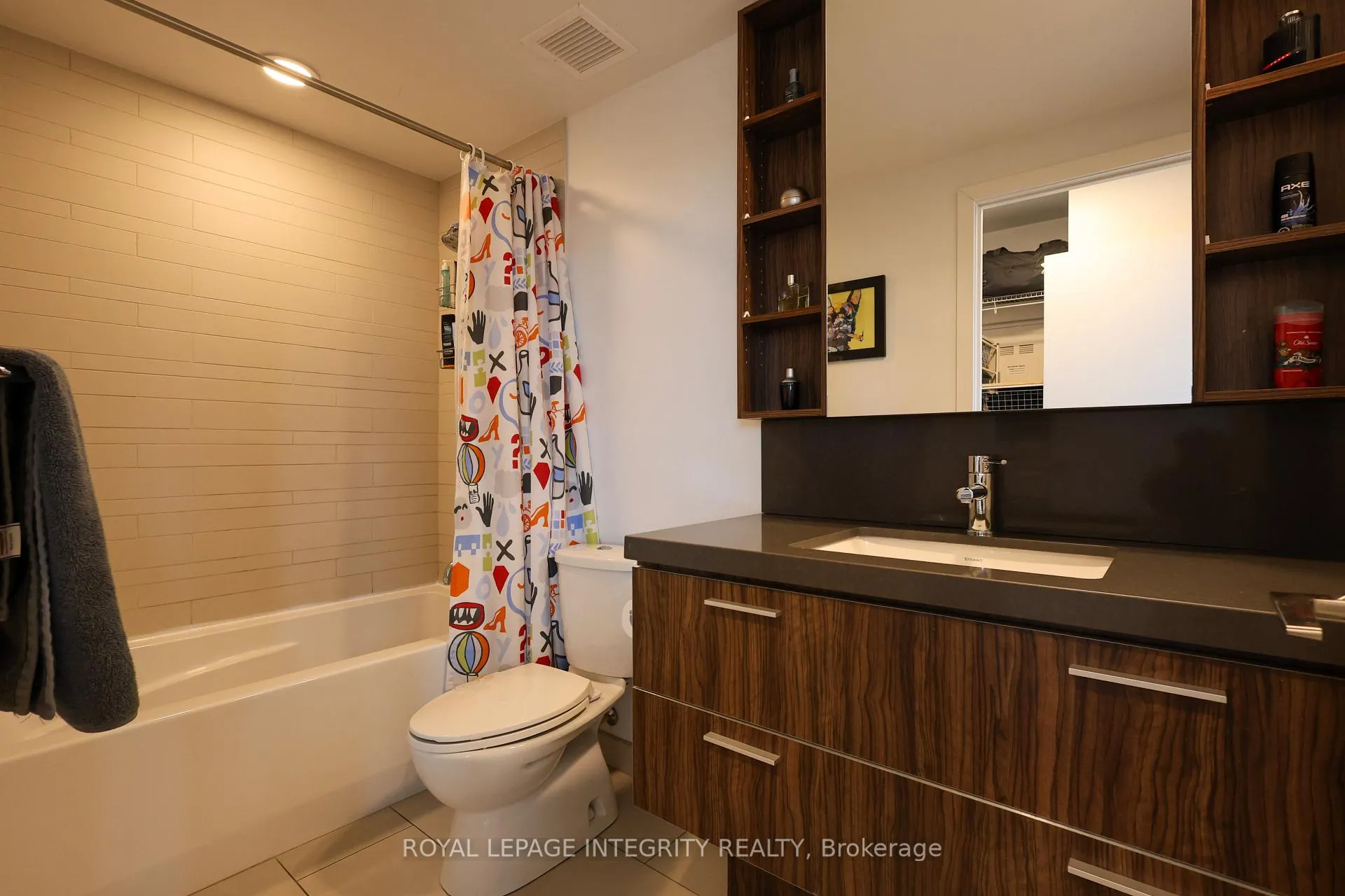 Photo 20 of Unit 910, 360 Mcleod Street, Ottawa, Ottawa Centre — HOMEH