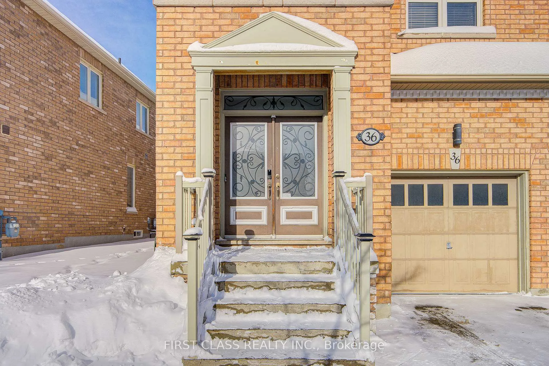 Photo 2 of 36 Staglin Court, Markham, Cathedraltown — HOMEH