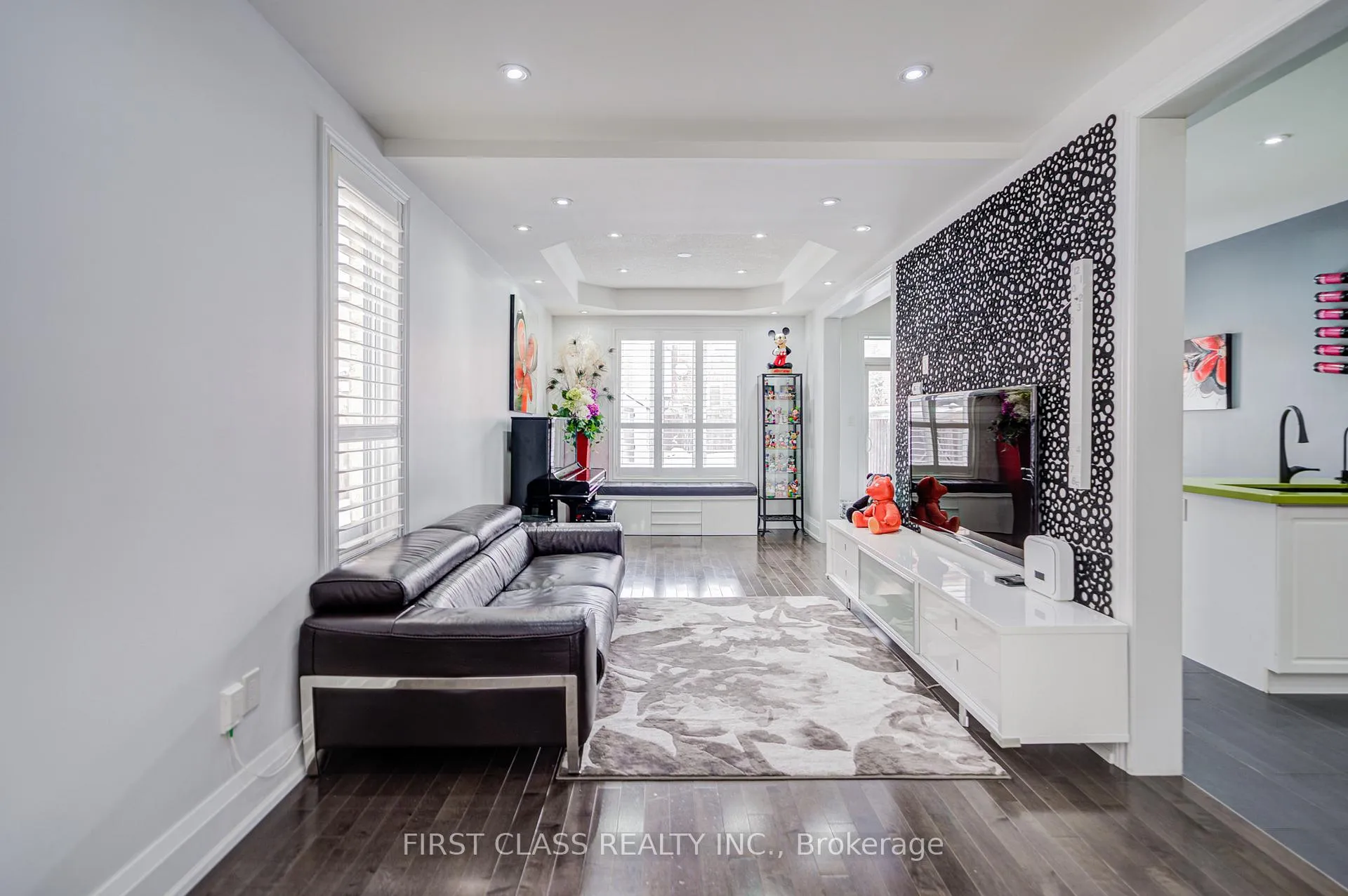 Photo 6 of 36 Staglin Court, Markham, Cathedraltown — HOMEH