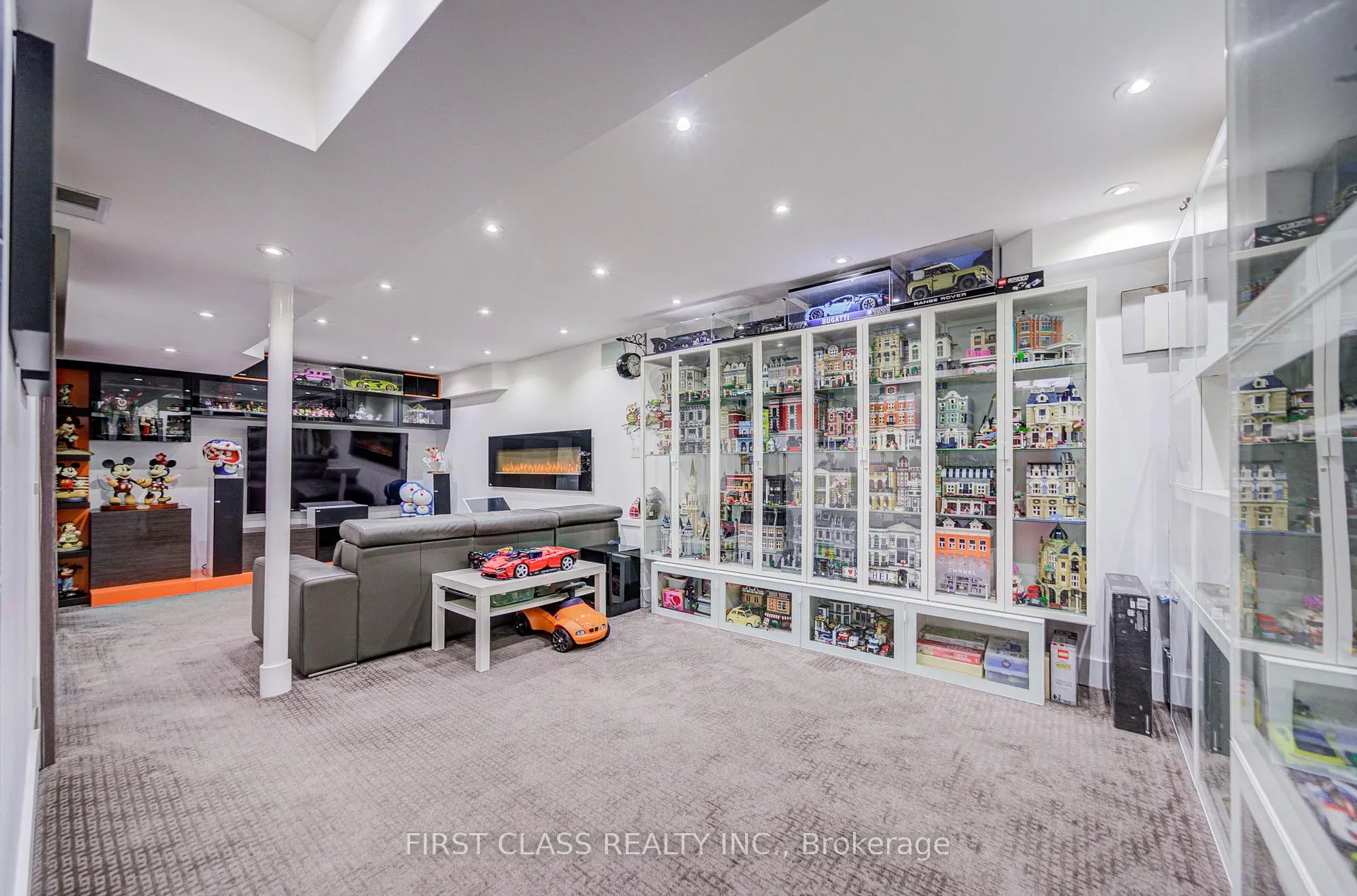 Photo 40 of 36 Staglin Court, Markham, Cathedraltown — HOMEH