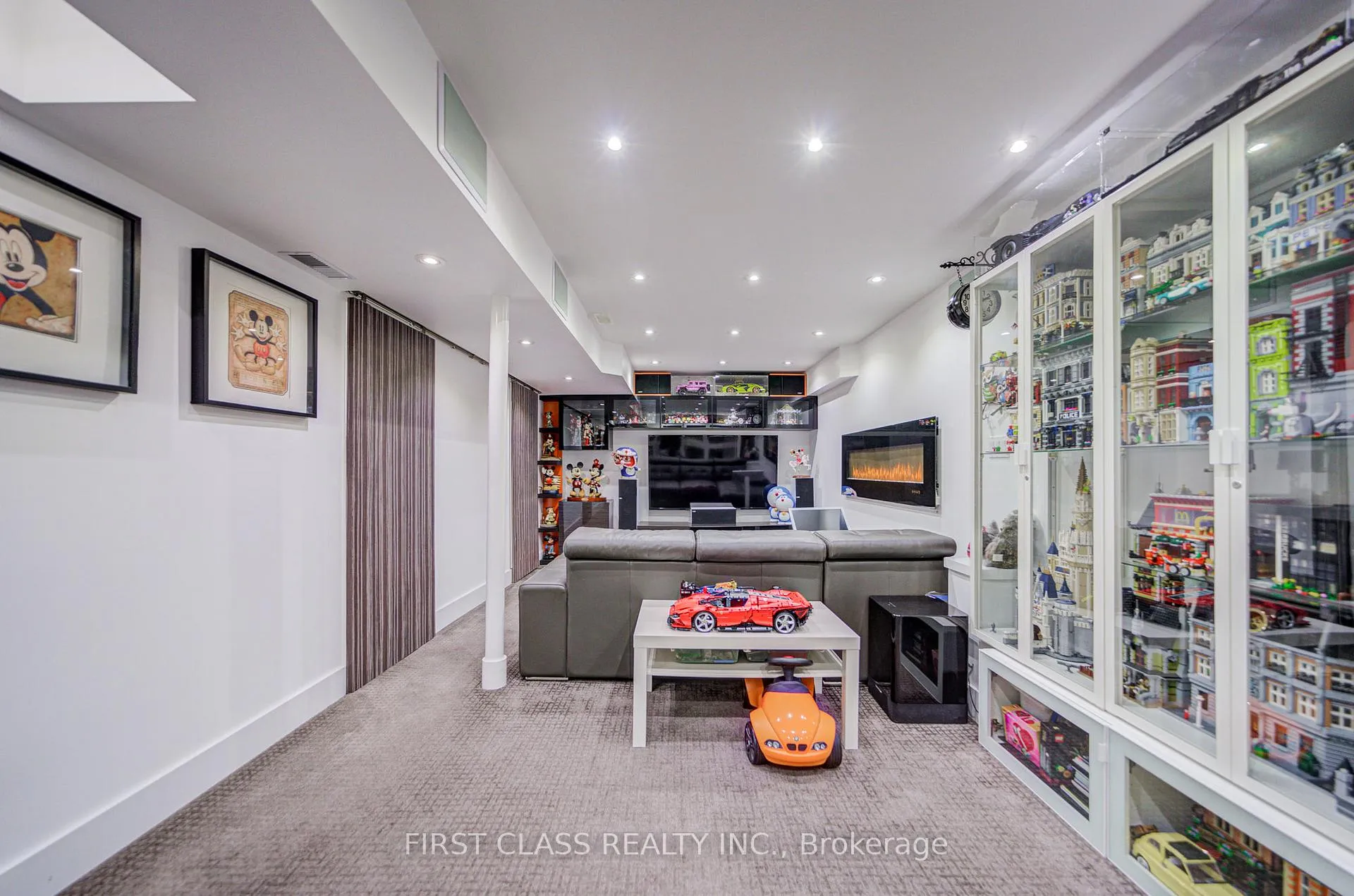 Photo 41 of 36 Staglin Court, Markham, Cathedraltown — HOMEH