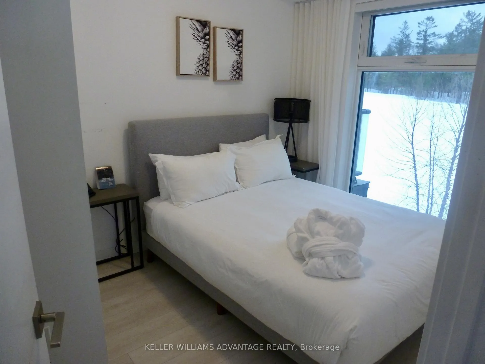 Photo 4 of Unit 201, 120 Carrick Trail, Gravenhurst, Muskoka (S) — HOMEH