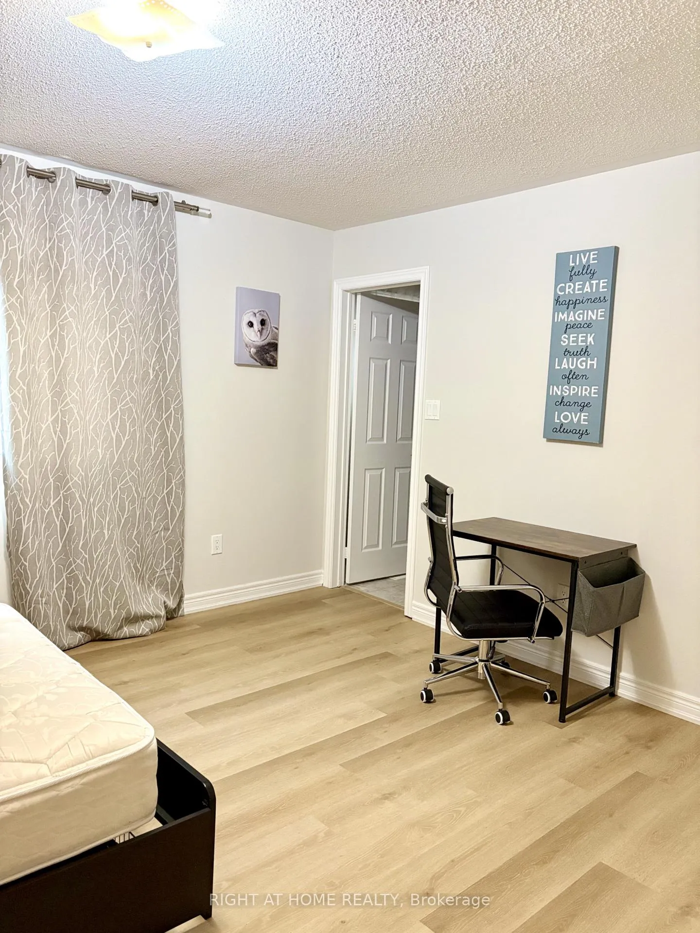 Photo 10 of 83 Chopin Boulevard, Vaughan, Patterson — HOMEH