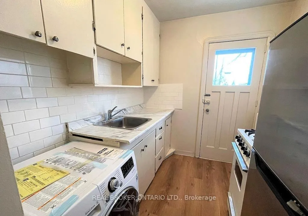 Photo 3 of Unit C, 204 O'Connor Drive, Toronto, East York — HOMEH