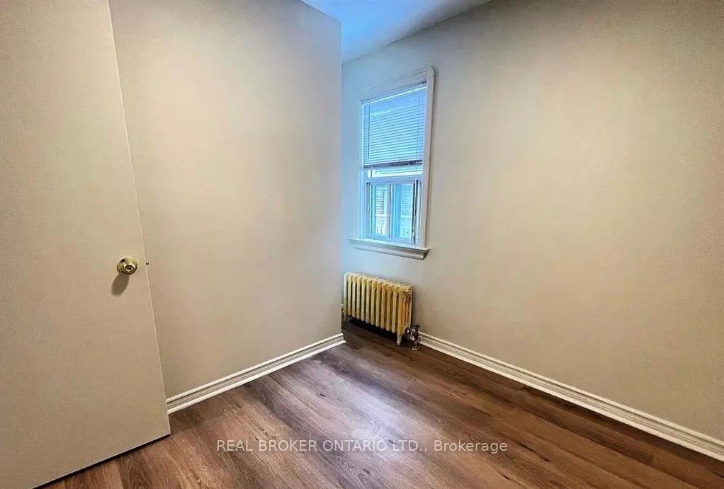 Photo 8 of Unit C, 204 O'Connor Drive, Toronto, East York — HOMEH