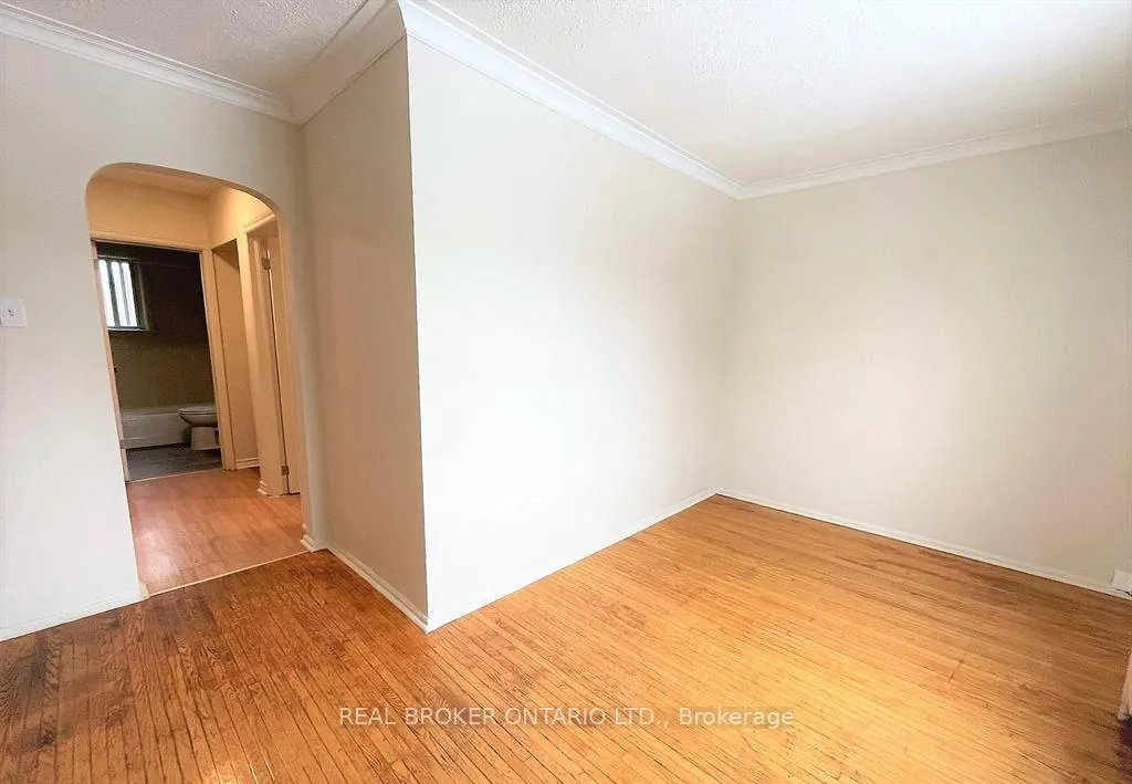Photo 13 of Unit C, 204 O'Connor Drive, Toronto, East York — HOMEH