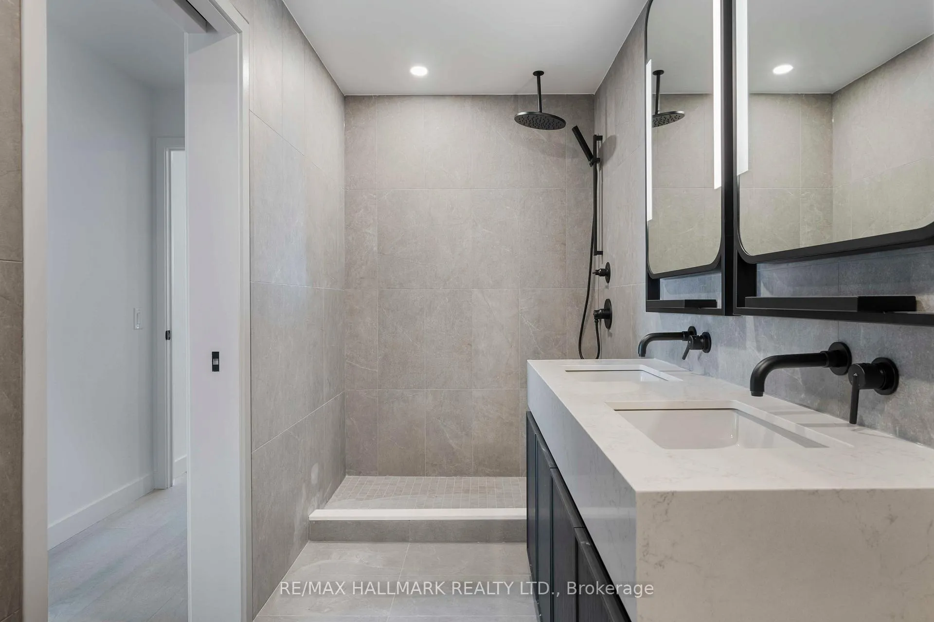 Photo 17 of Unit 1310, 1050 Eastern Avenue, Toronto, The Beaches — HOMEH